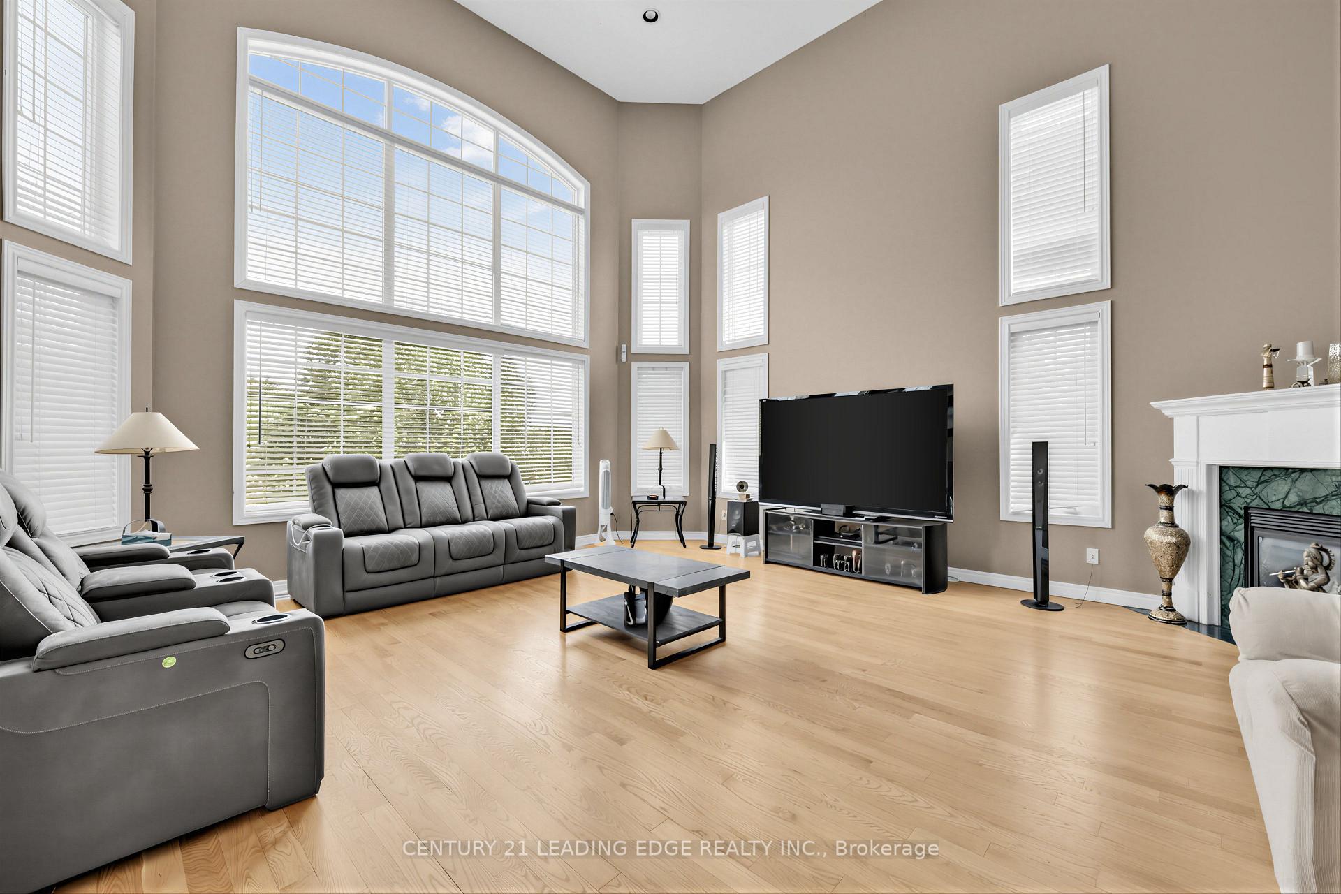 Photo 11 of 15 Upper Ridge Court, Markham, Rouge Fairways — HOMEH