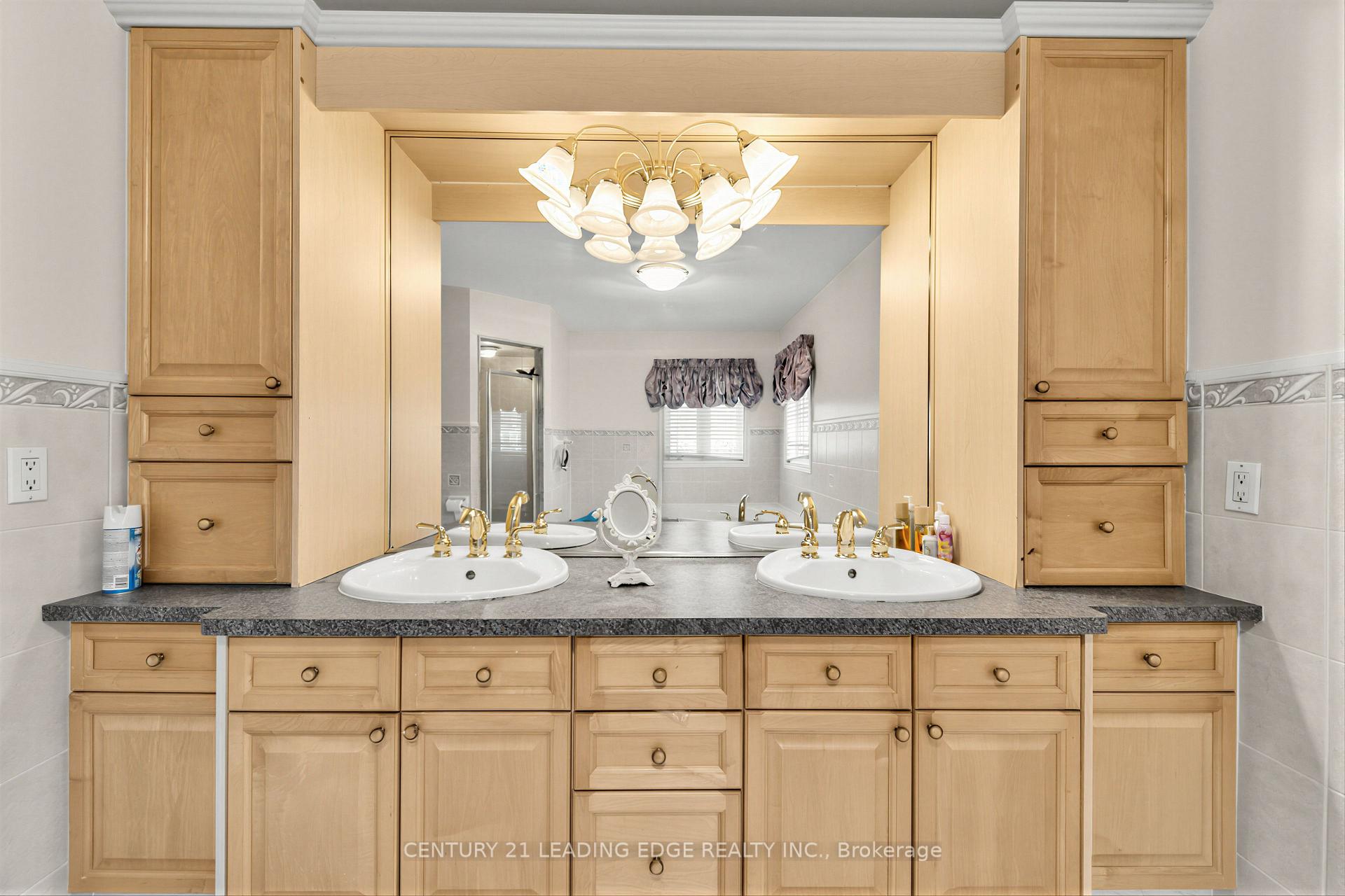 Photo 23 of 15 Upper Ridge Court, Markham, Rouge Fairways — HOMEH
