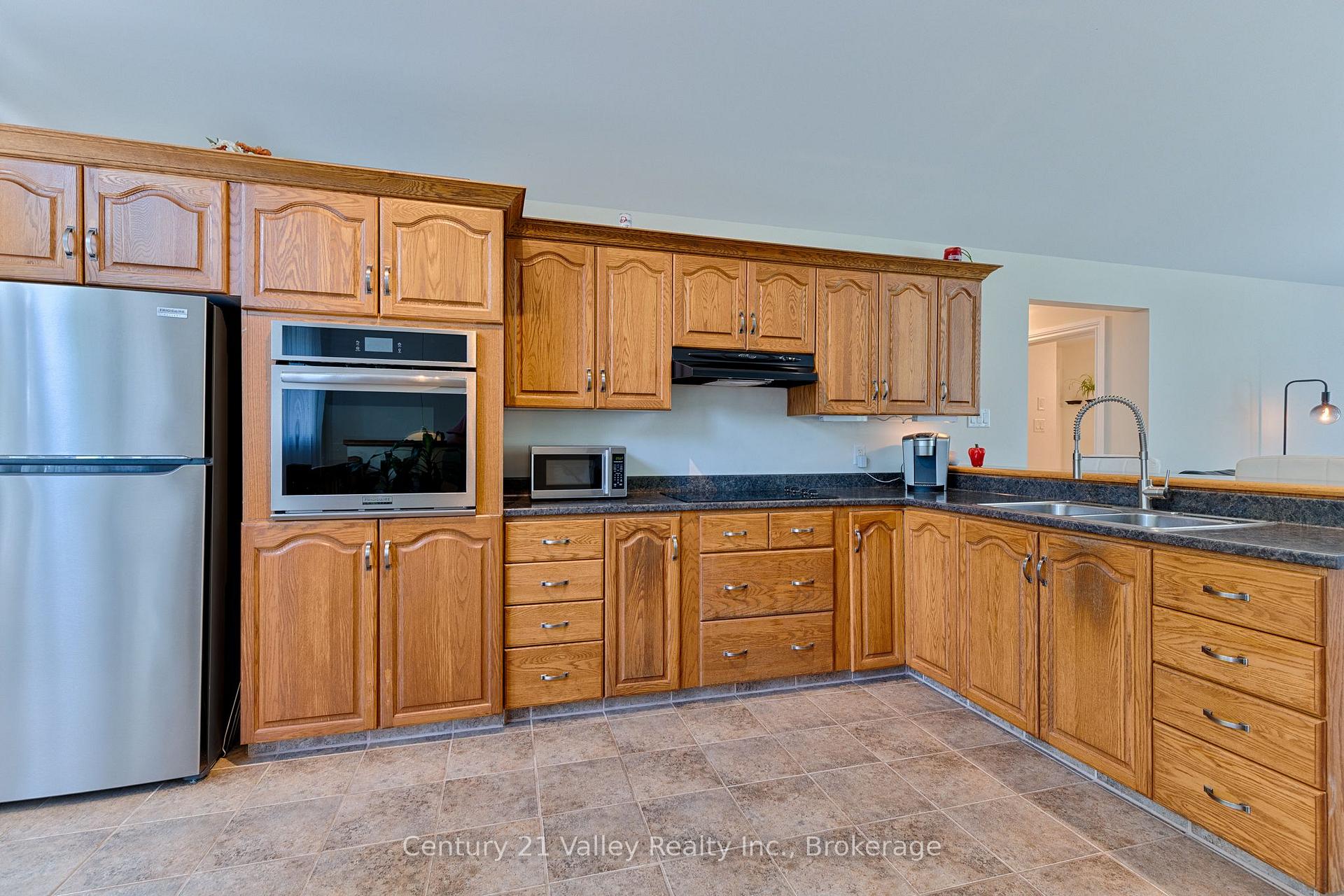 Photo 10 of 1514 Whitton Road, Horton, Horton Twp — HOMEH