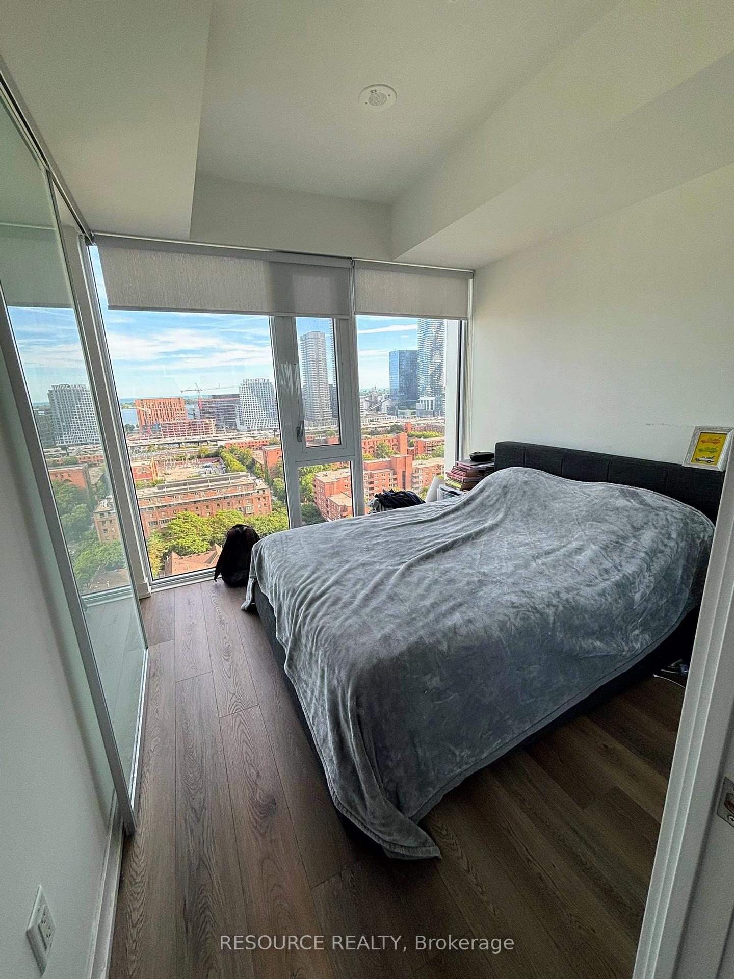 Photo 5 of Unit 1708, 158 Front Street, Toronto, Moss Park — HOMEH