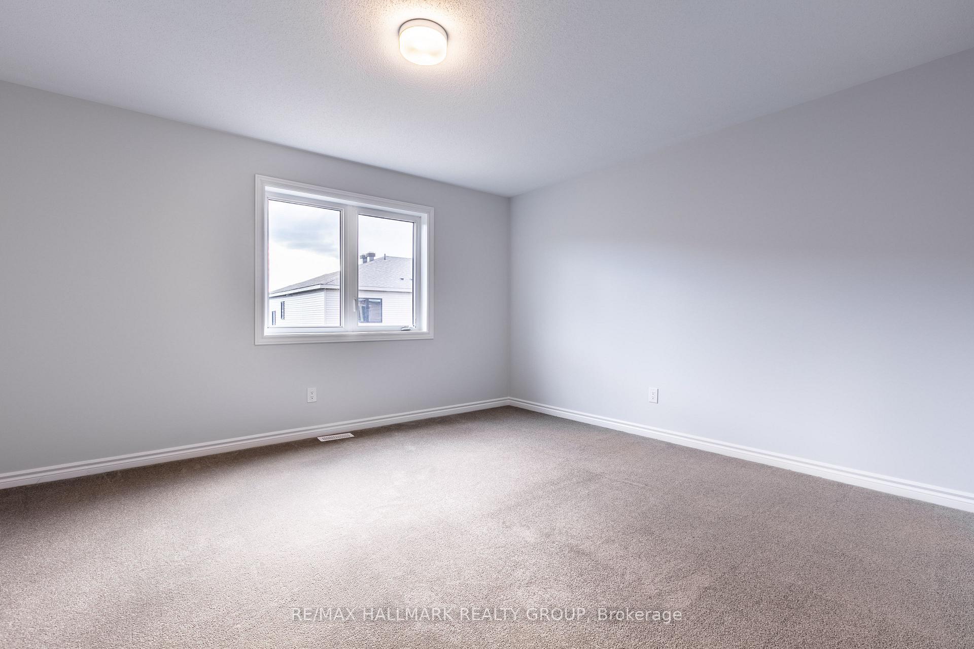 Photo 12 of 26 Pewee Place, Ottawa, Avalon West — HOMEH