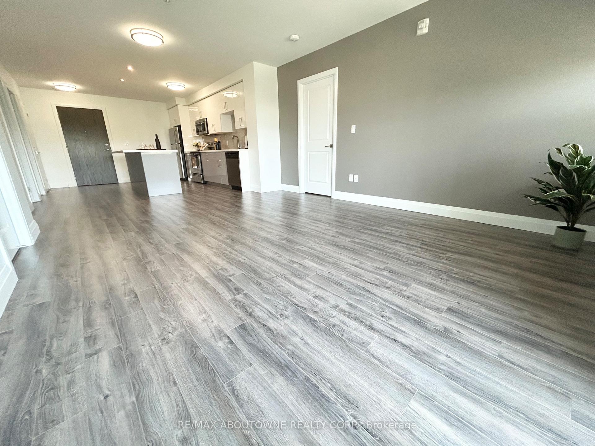 Photo 9 of Unit 309, 460B Belmont Avenue W, Kitchener, Cherry Hill — HOMEH