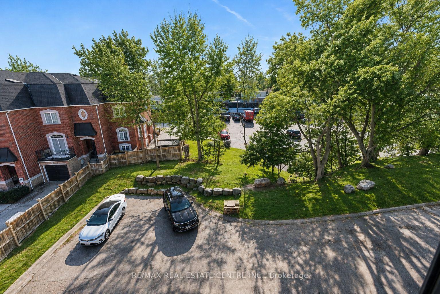 Photo 37 of 17 James Street, Halton Hills, Georgetown — HOMEH