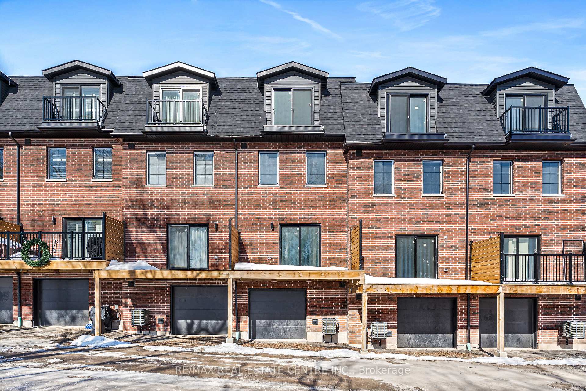 Photo 41 of 17 James Street, Halton Hills, Georgetown — HOMEH