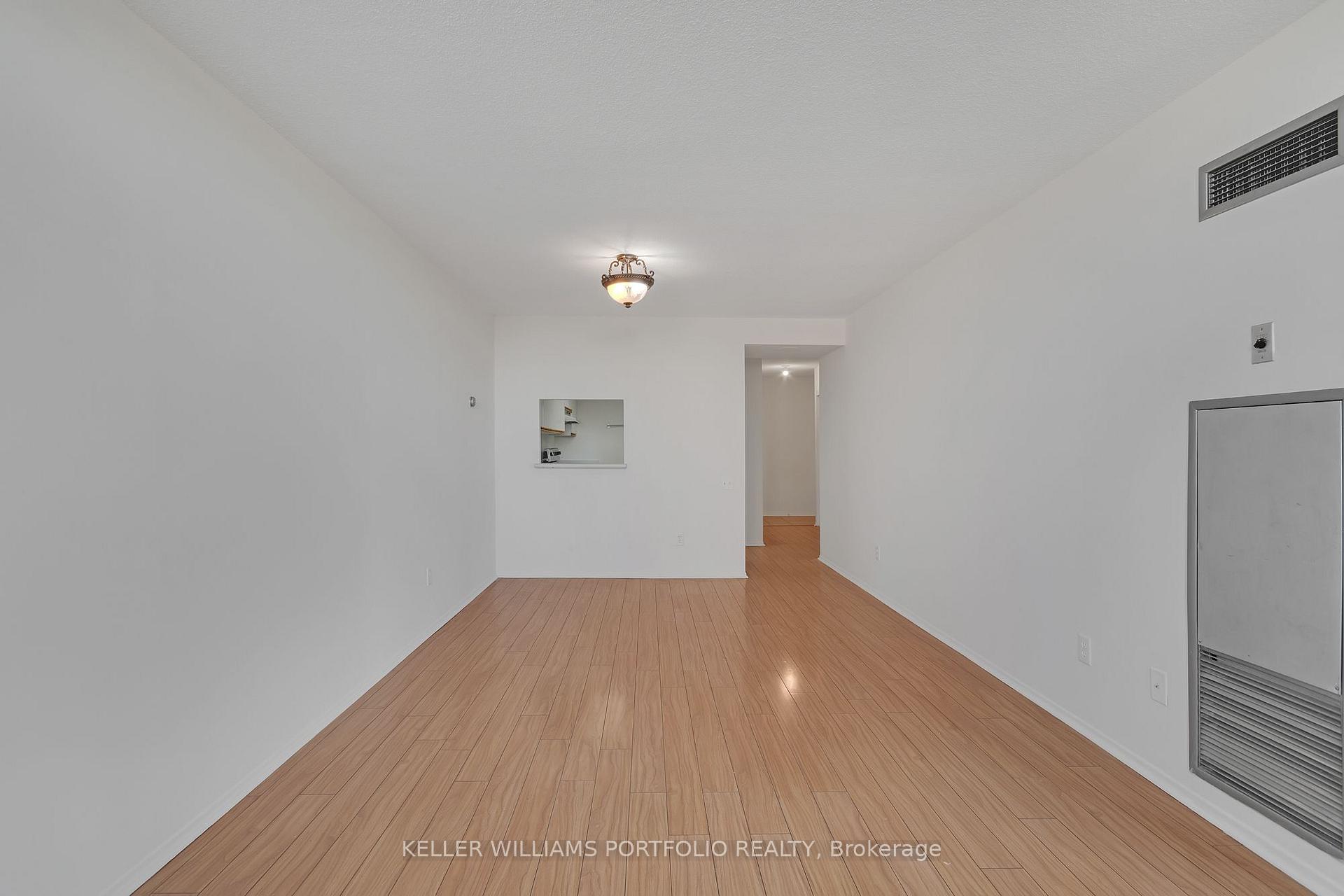 Photo 12 of Unit 810, 2460 Eglinton Avenue E, Scarborough, Eglinton East — HOMEH