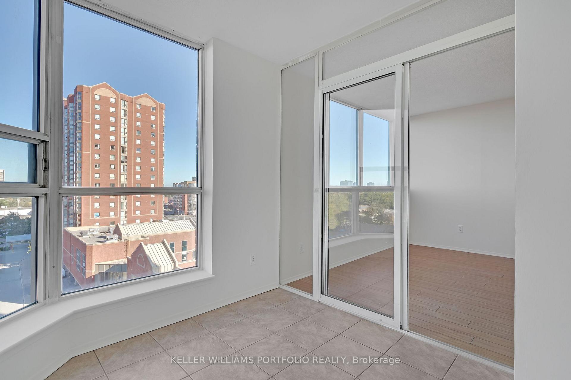 Photo 14 of Unit 810, 2460 Eglinton Avenue E, Scarborough, Eglinton East — HOMEH