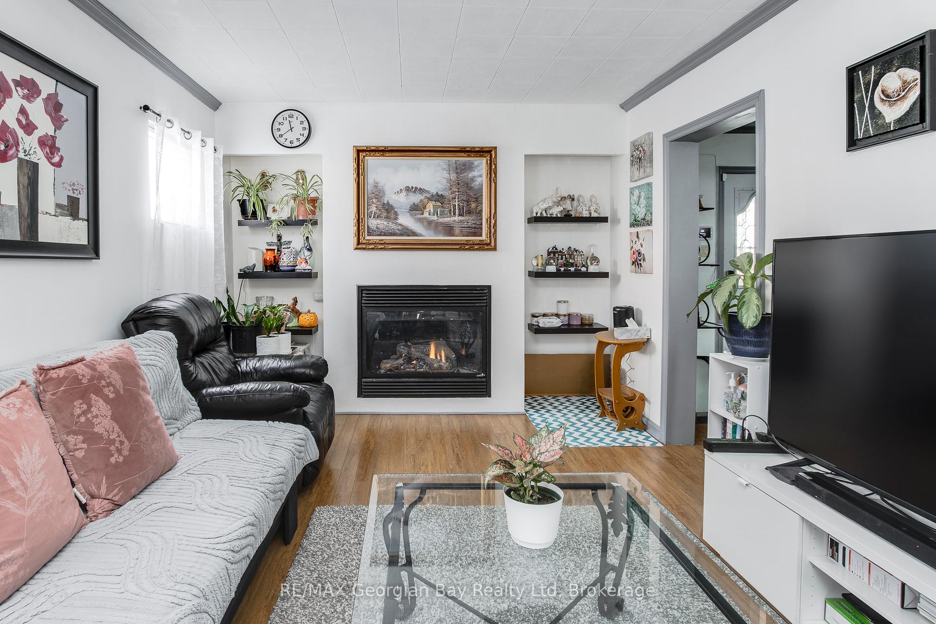 Photo 11 of 470 Manly Street, Midland — HOMEH