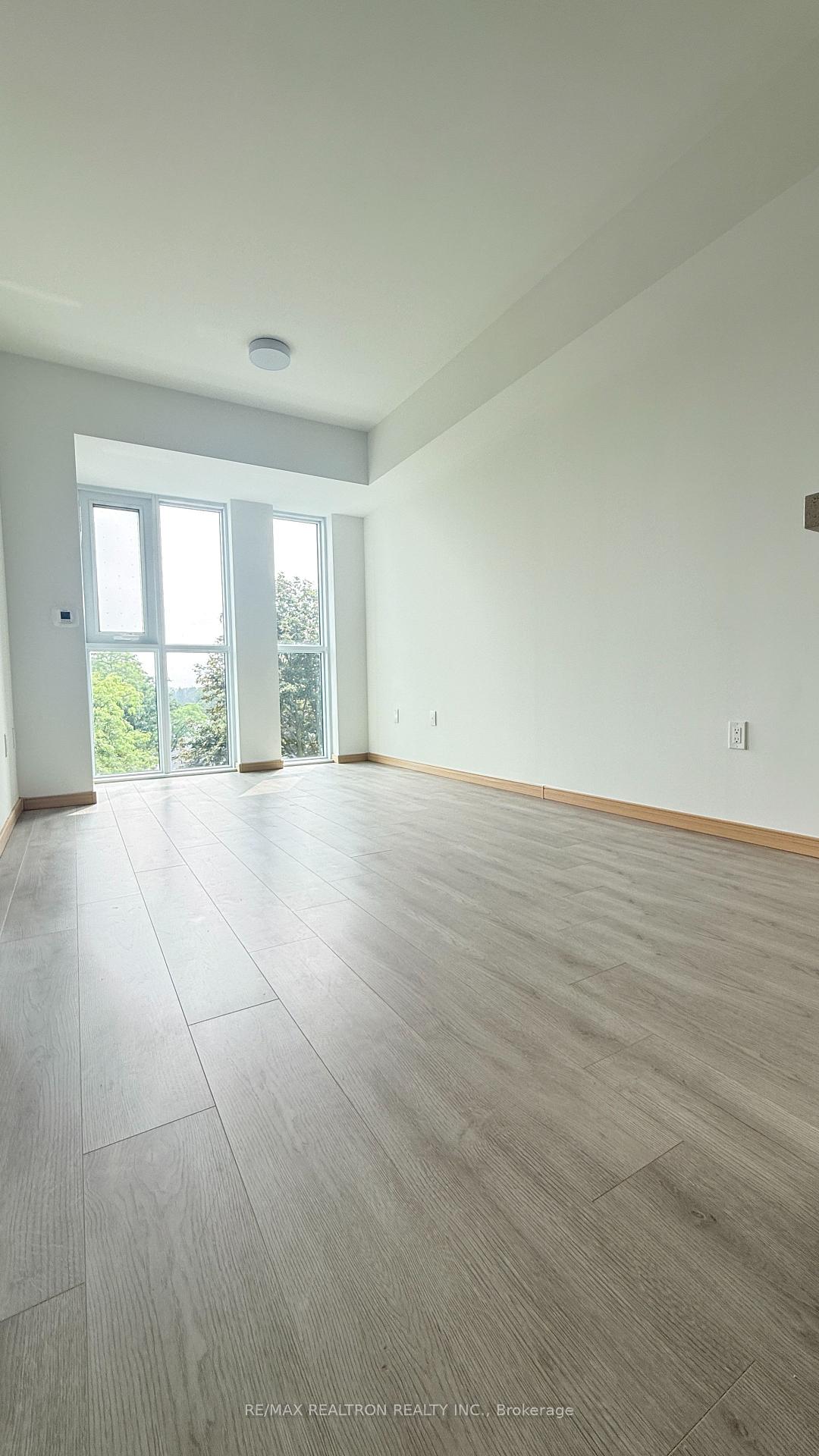 Photo 8 of Unit 503, 3421 Sheppard Avenue E, Scarborough, Tam O'Shanter-Sullivan — HOMEH