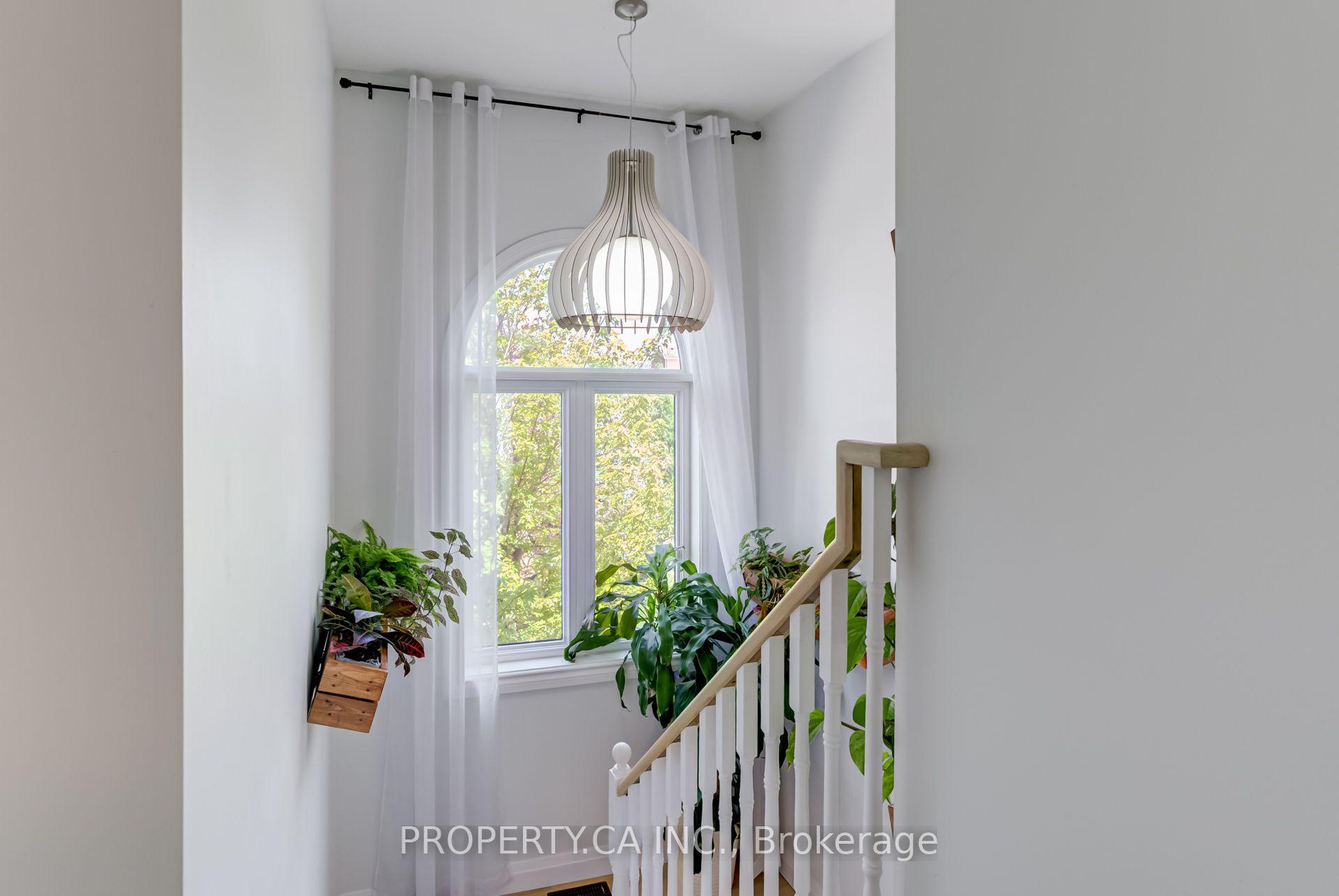 Photo 22 of Unit 1, 8 Skeens Lane, Etobicoke, Long Branch — HOMEH