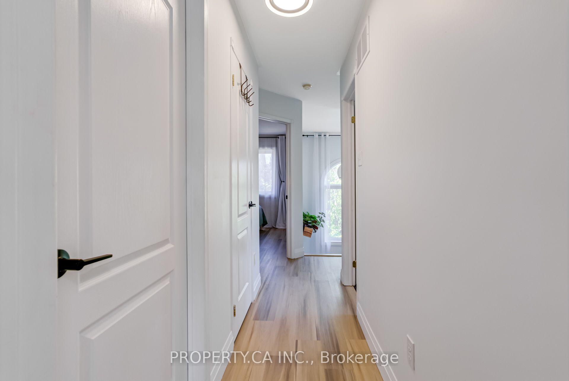 Photo 23 of Unit 1, 8 Skeens Lane, Etobicoke, Long Branch — HOMEH