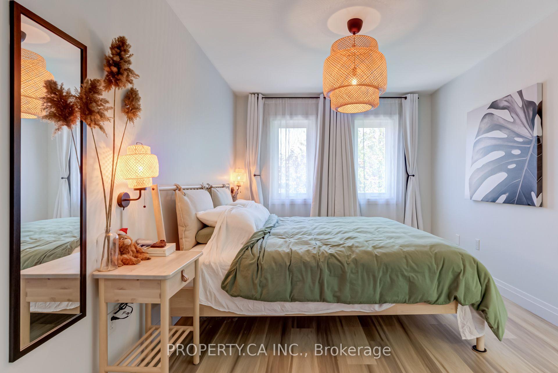 Photo 25 of Unit 1, 8 Skeens Lane, Etobicoke, Long Branch — HOMEH