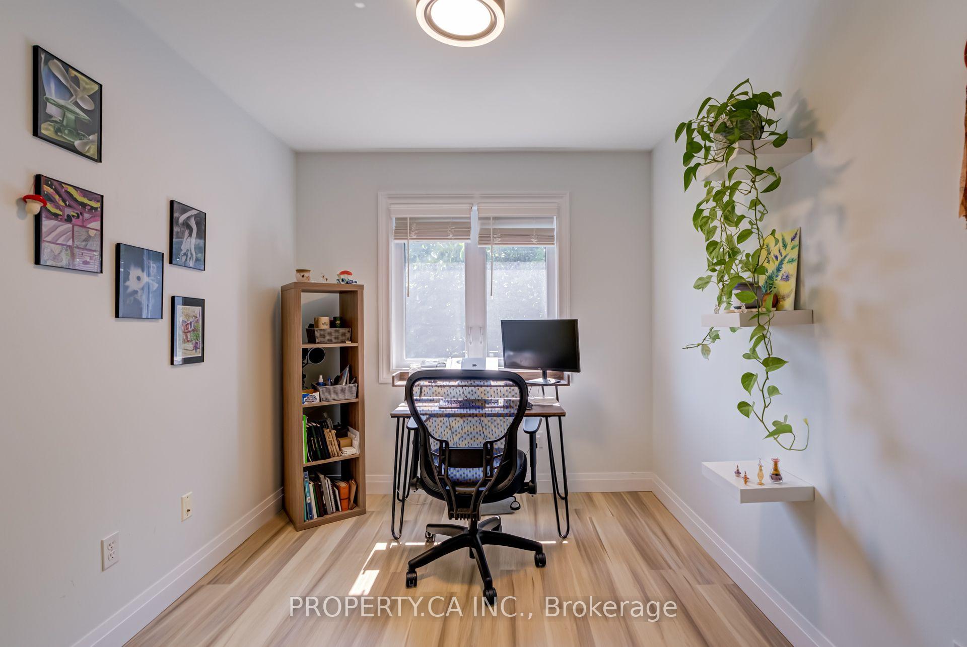 Photo 33 of Unit 1, 8 Skeens Lane, Etobicoke, Long Branch — HOMEH