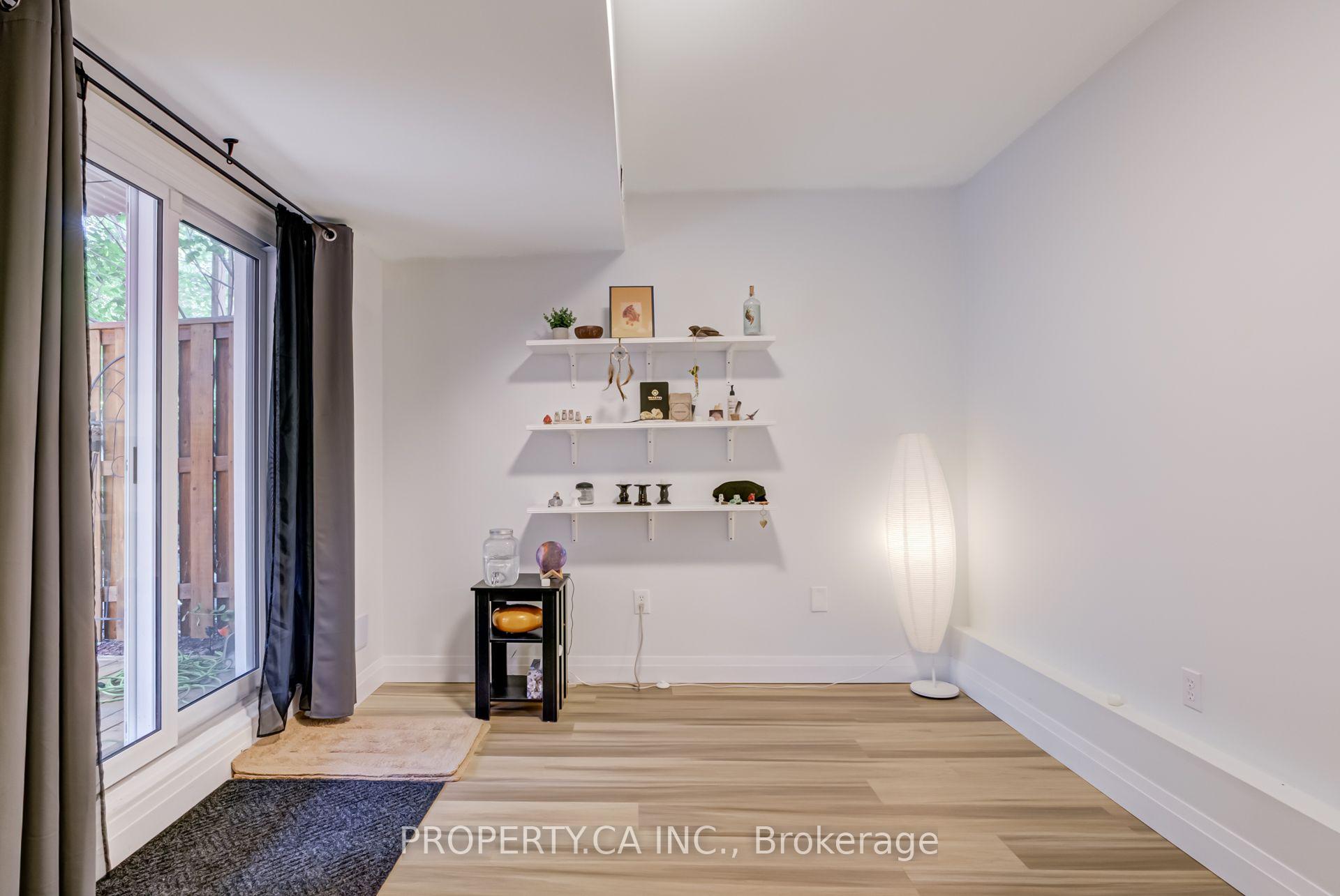 Photo 38 of Unit 1, 8 Skeens Lane, Etobicoke, Long Branch — HOMEH