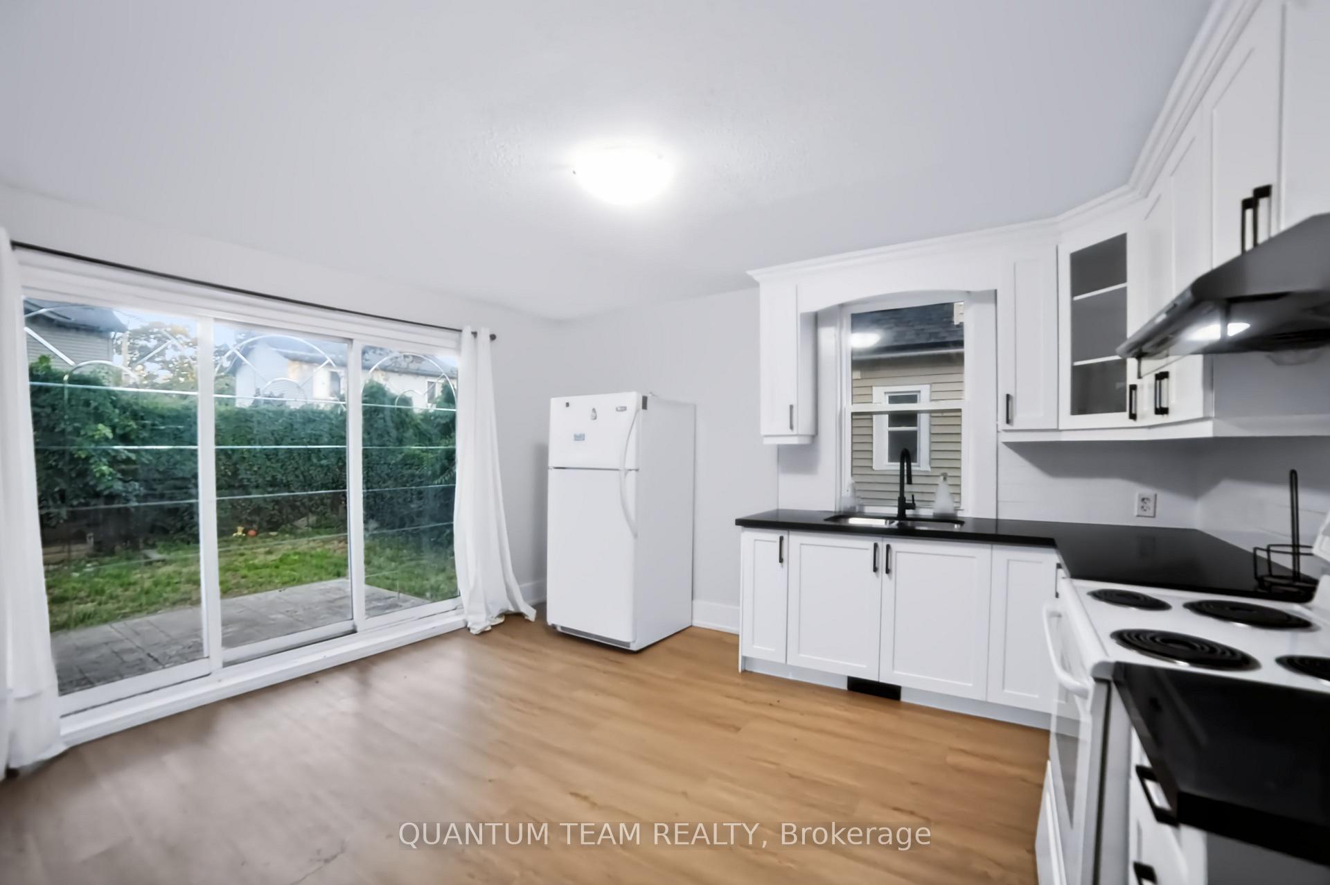 Photo 11 of 18 Ormonde Avenue, St. Catharines, Facer — HOMEH