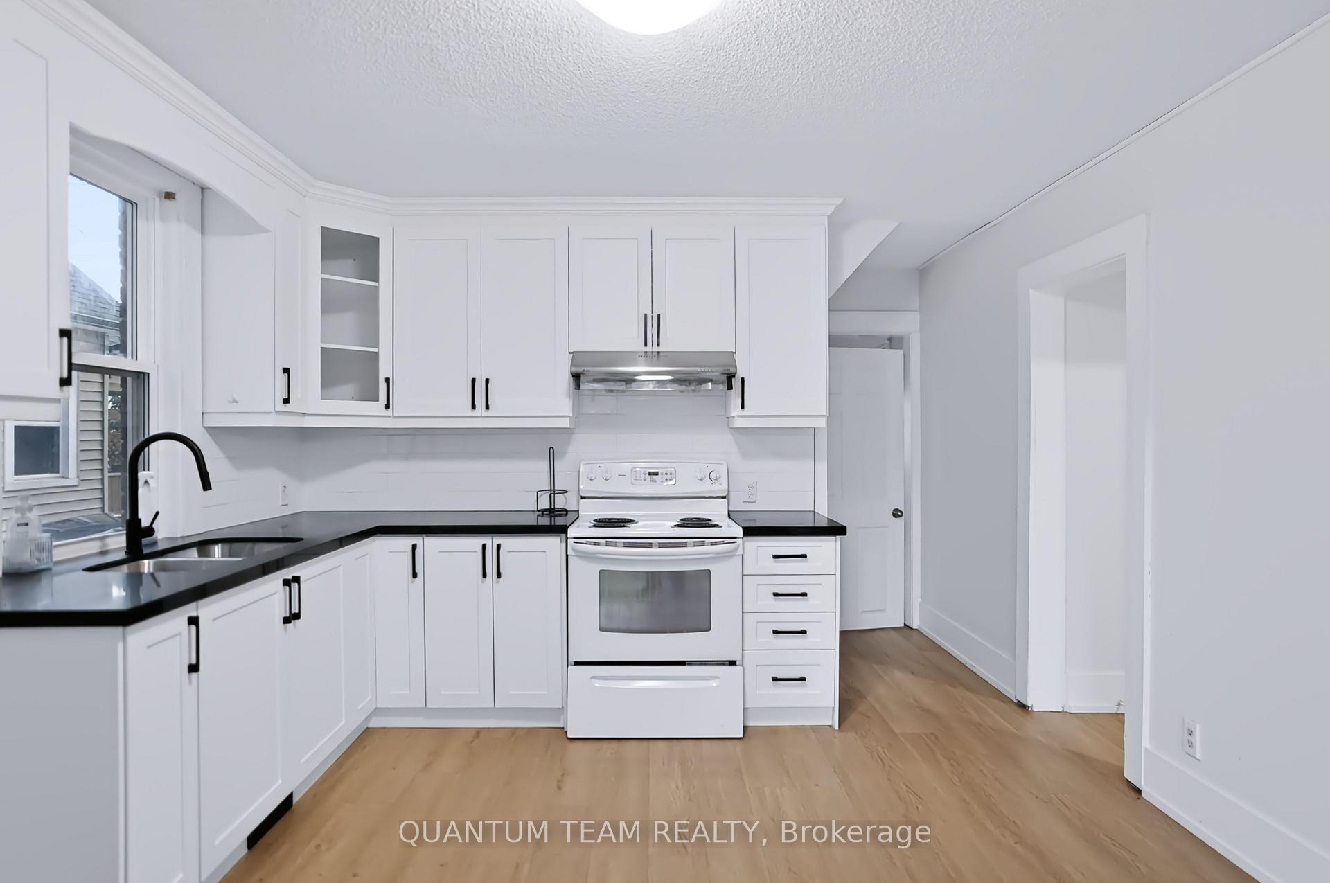 Photo 12 of 18 Ormonde Avenue, St. Catharines, Facer — HOMEH