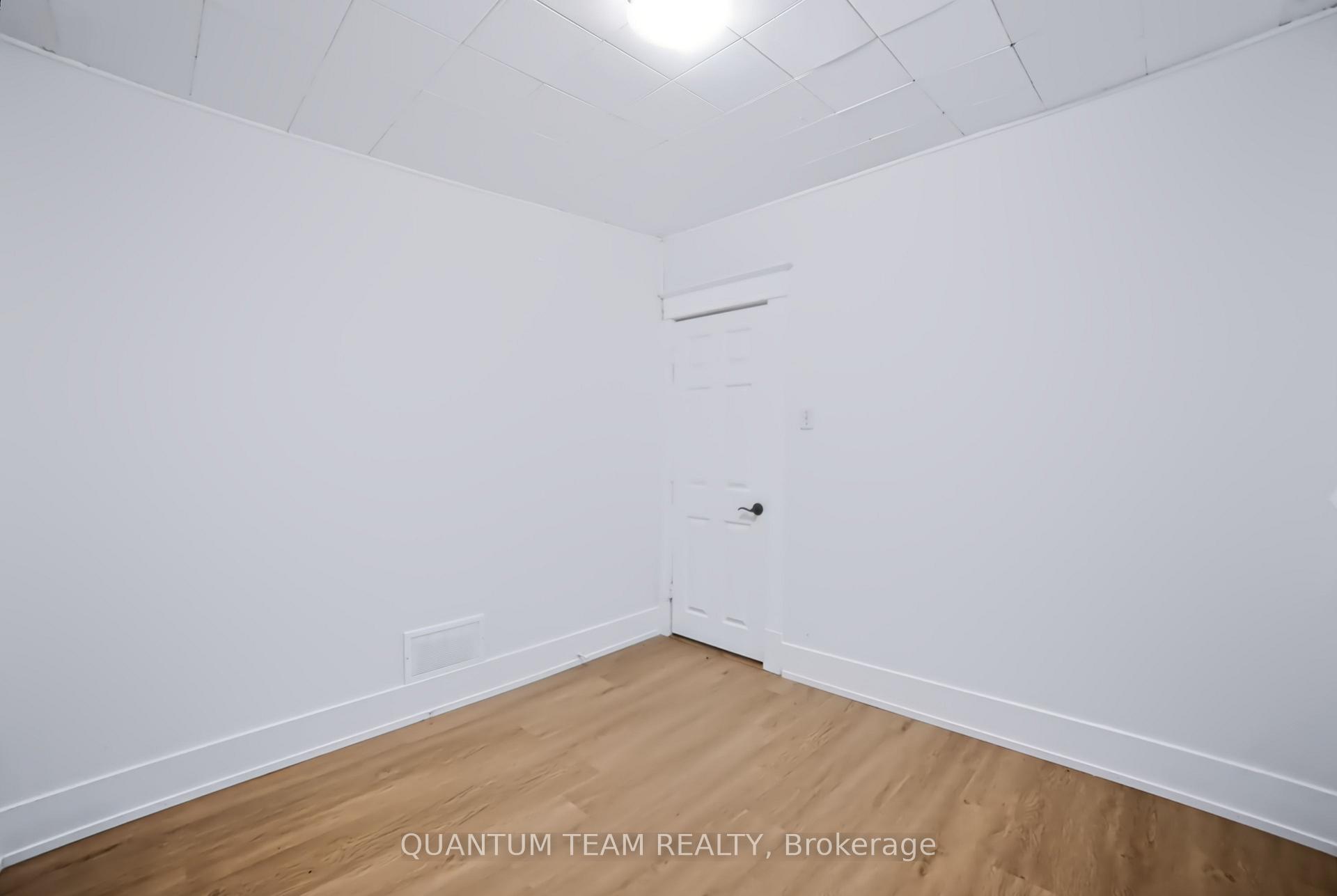 Photo 17 of 18 Ormonde Avenue, St. Catharines, Facer — HOMEH