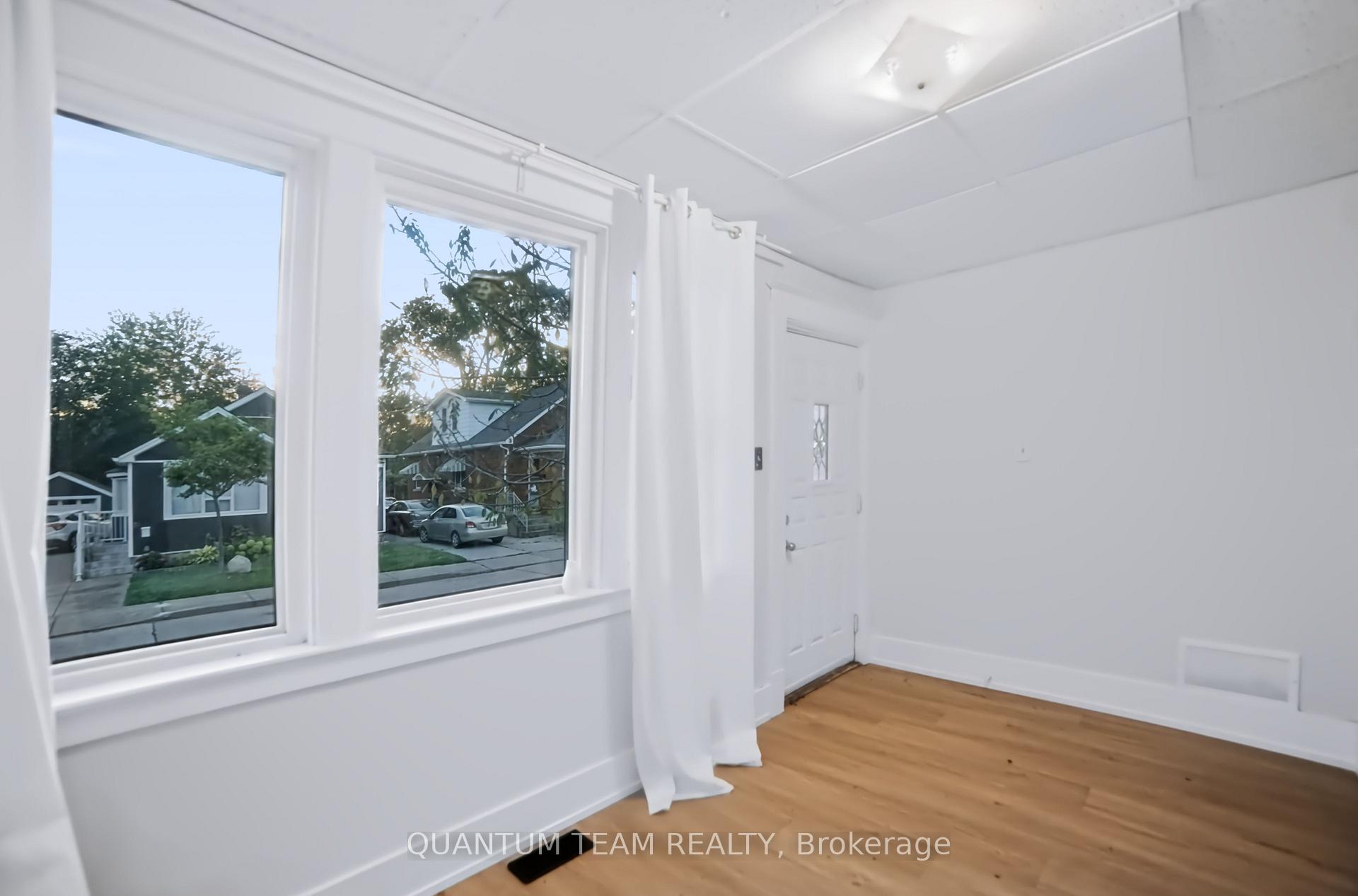 Photo 19 of 18 Ormonde Avenue, St. Catharines, Facer — HOMEH