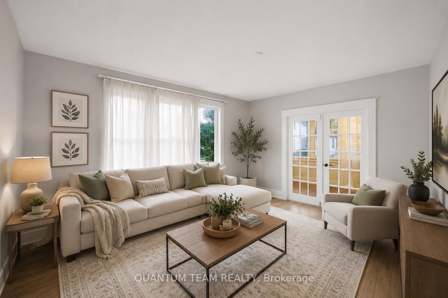Photo 2 of 18 Ormonde Avenue, St. Catharines, Facer — HOMEH