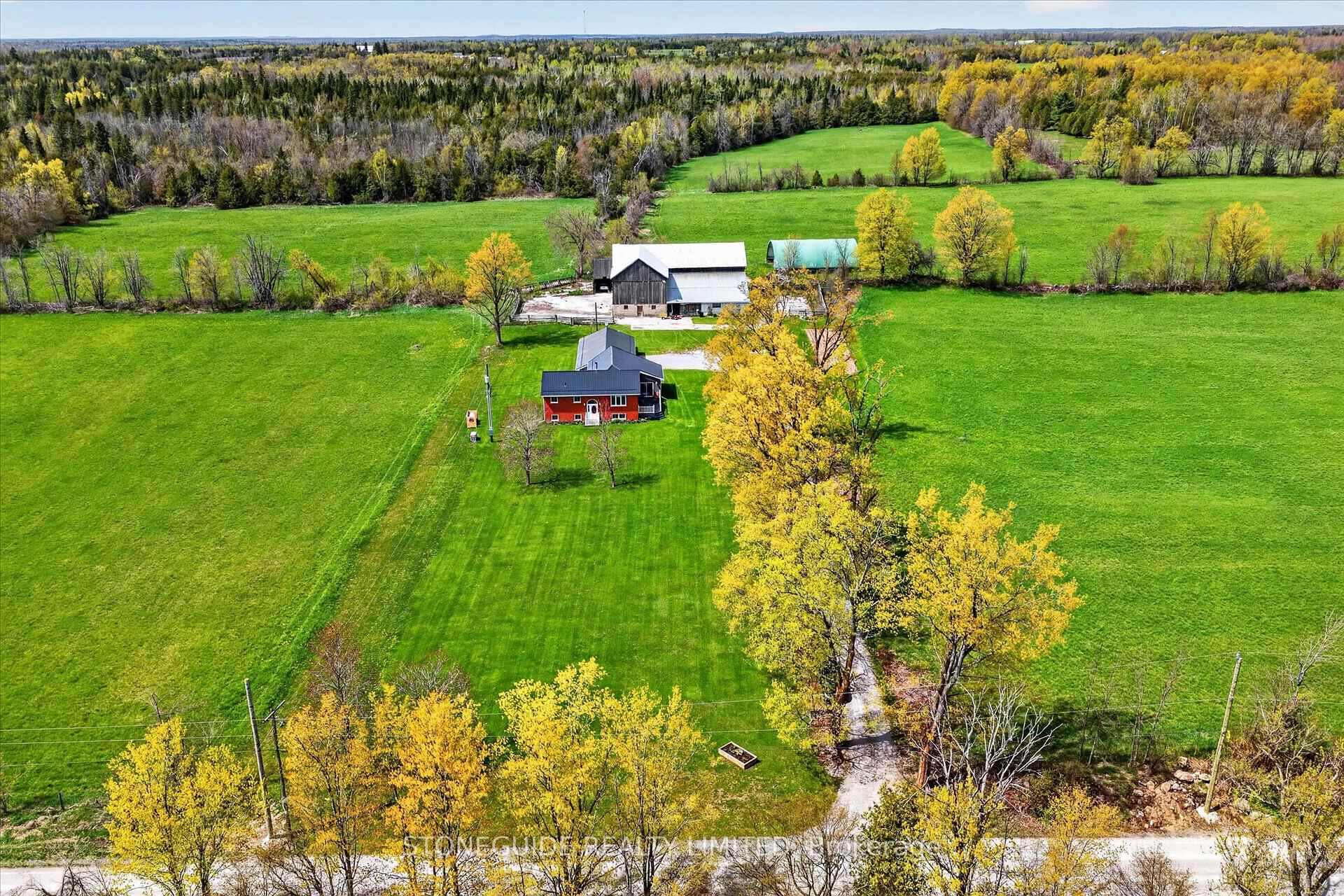 Photo 3 of 2136 Sixteenth Line, Selwyn — HOMEH