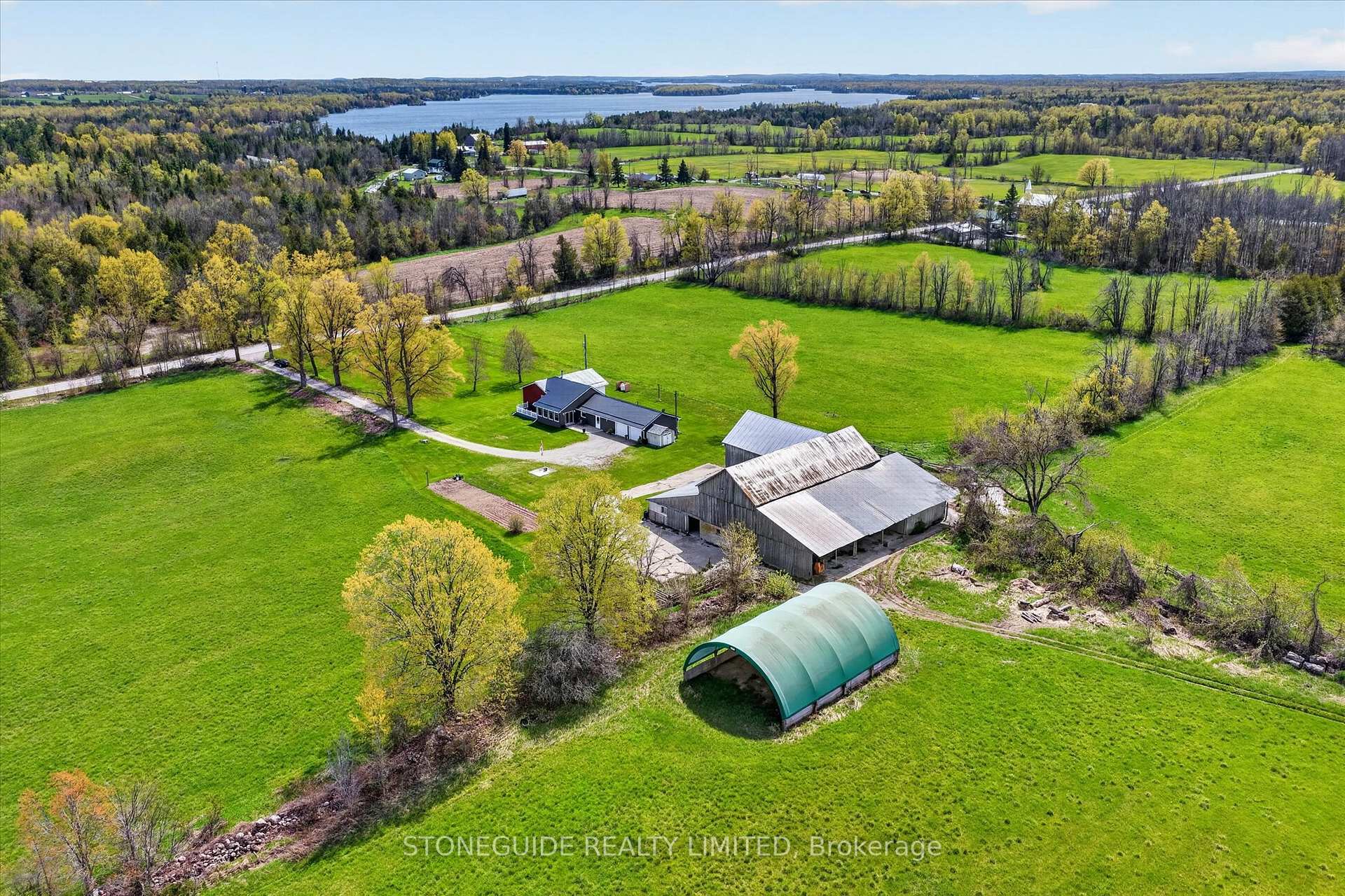 Photo 4 of 2136 Sixteenth Line, Selwyn — HOMEH