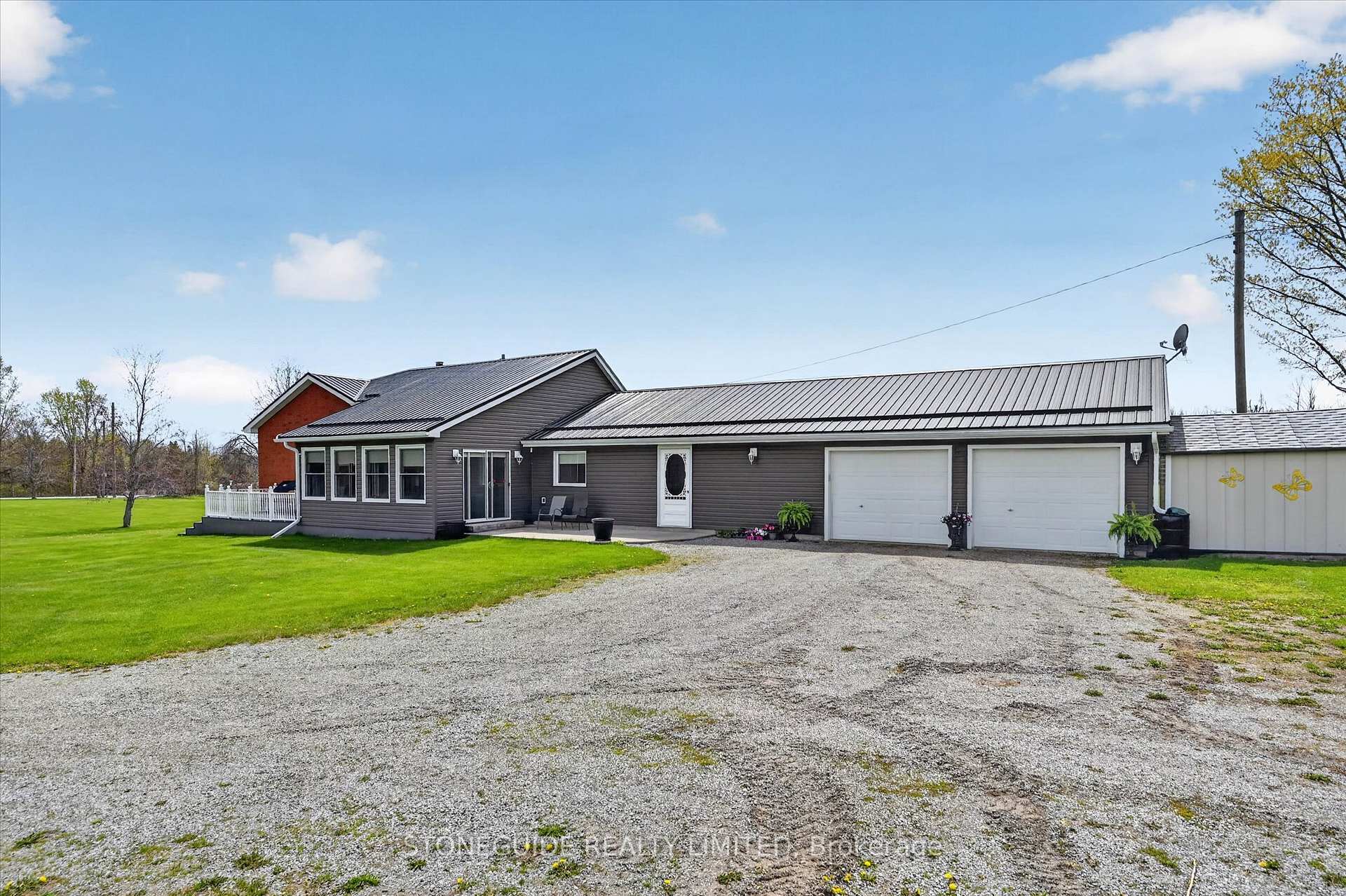 Photo 6 of 2136 Sixteenth Line, Selwyn — HOMEH