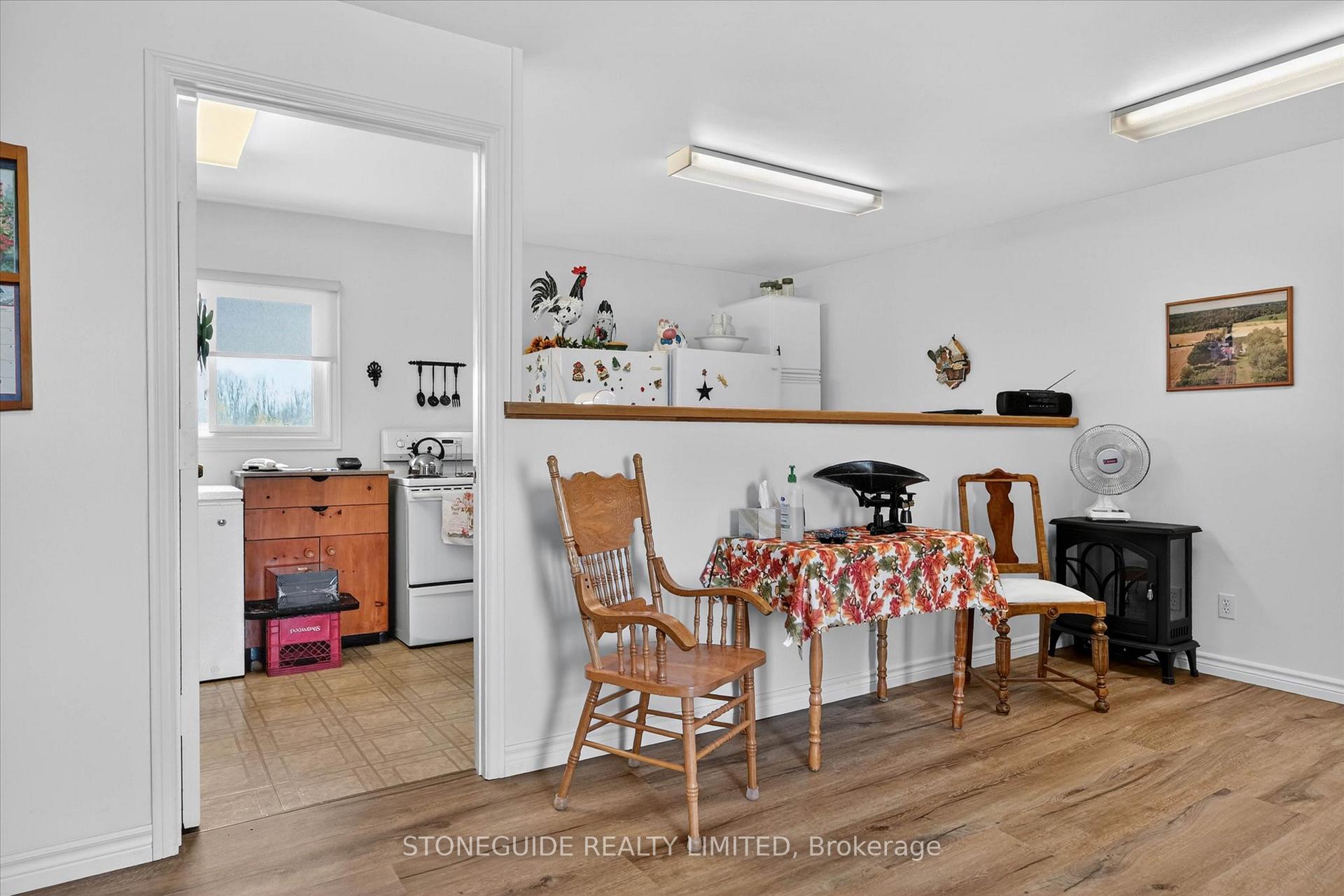 Photo 28 of 2136 Sixteenth Line, Selwyn — HOMEH