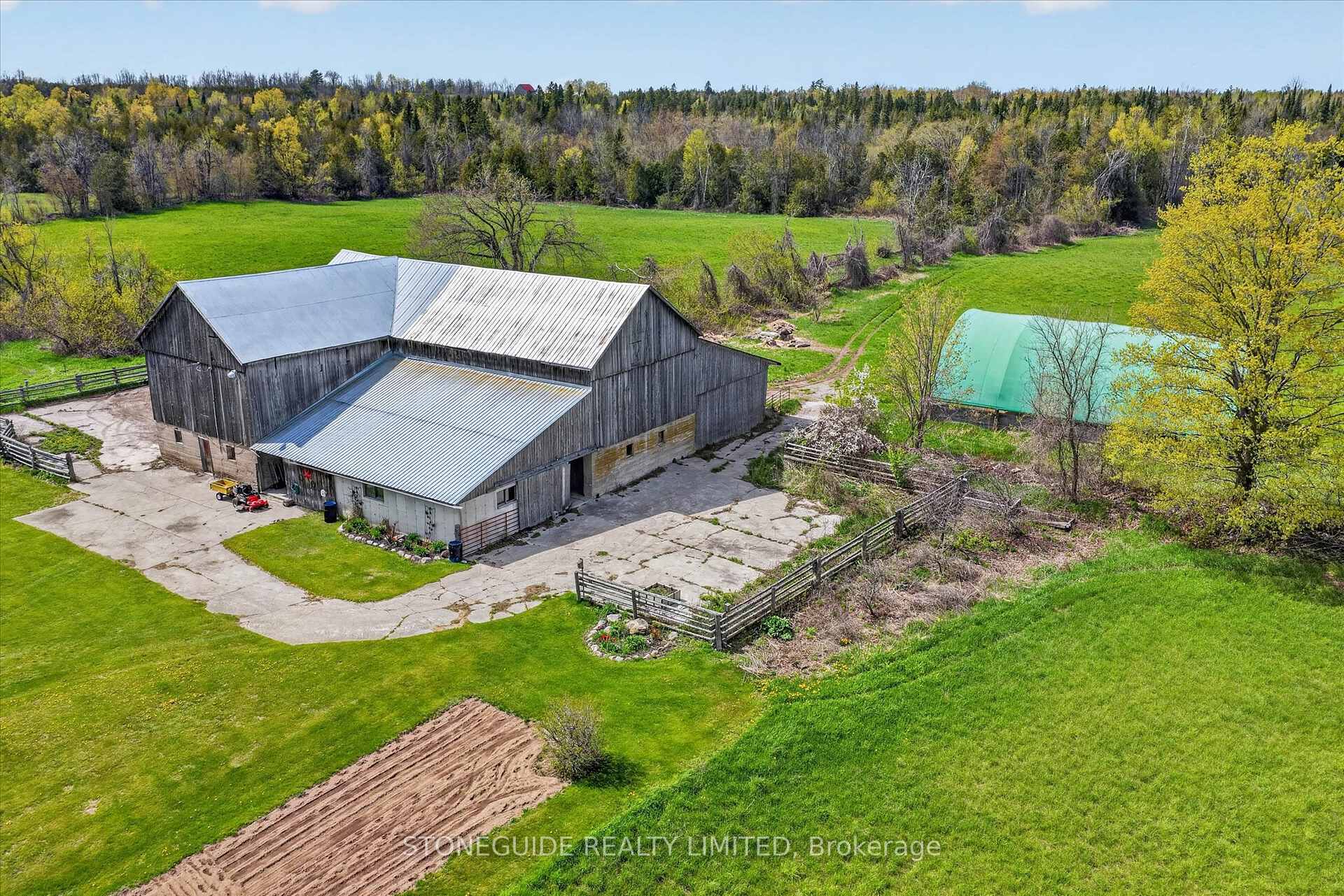 Photo 50 of 2136 Sixteenth Line, Selwyn — HOMEH