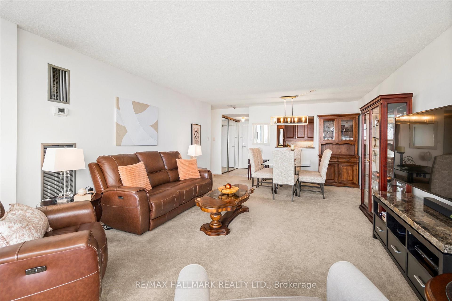 Photo 8 of Unit 902, 20 Dean Park Road, Scarborough, Rouge — HOMEH