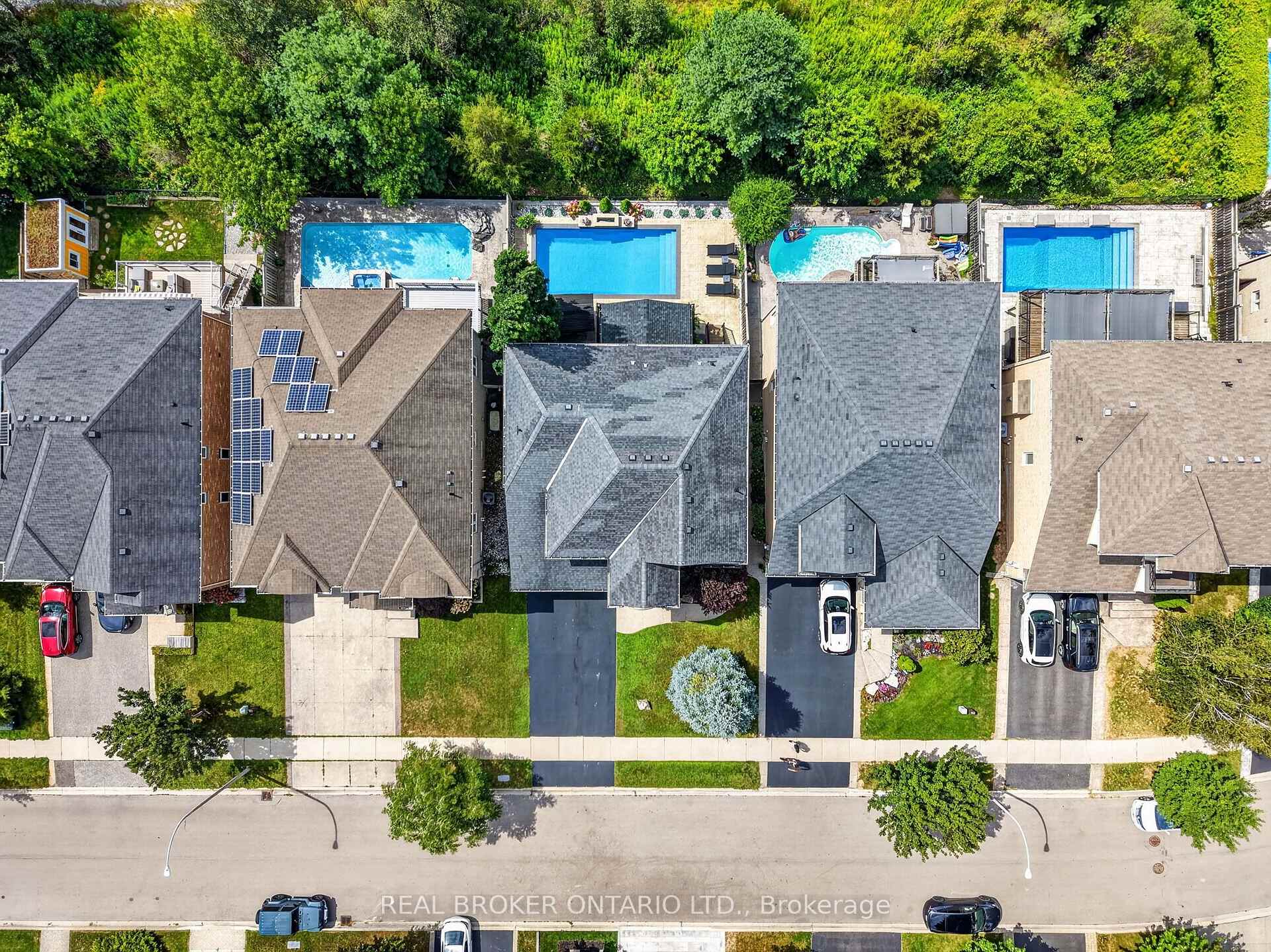 Photo 7 of 483 Valridge Drive, Hamilton, Ancaster — HOMEH