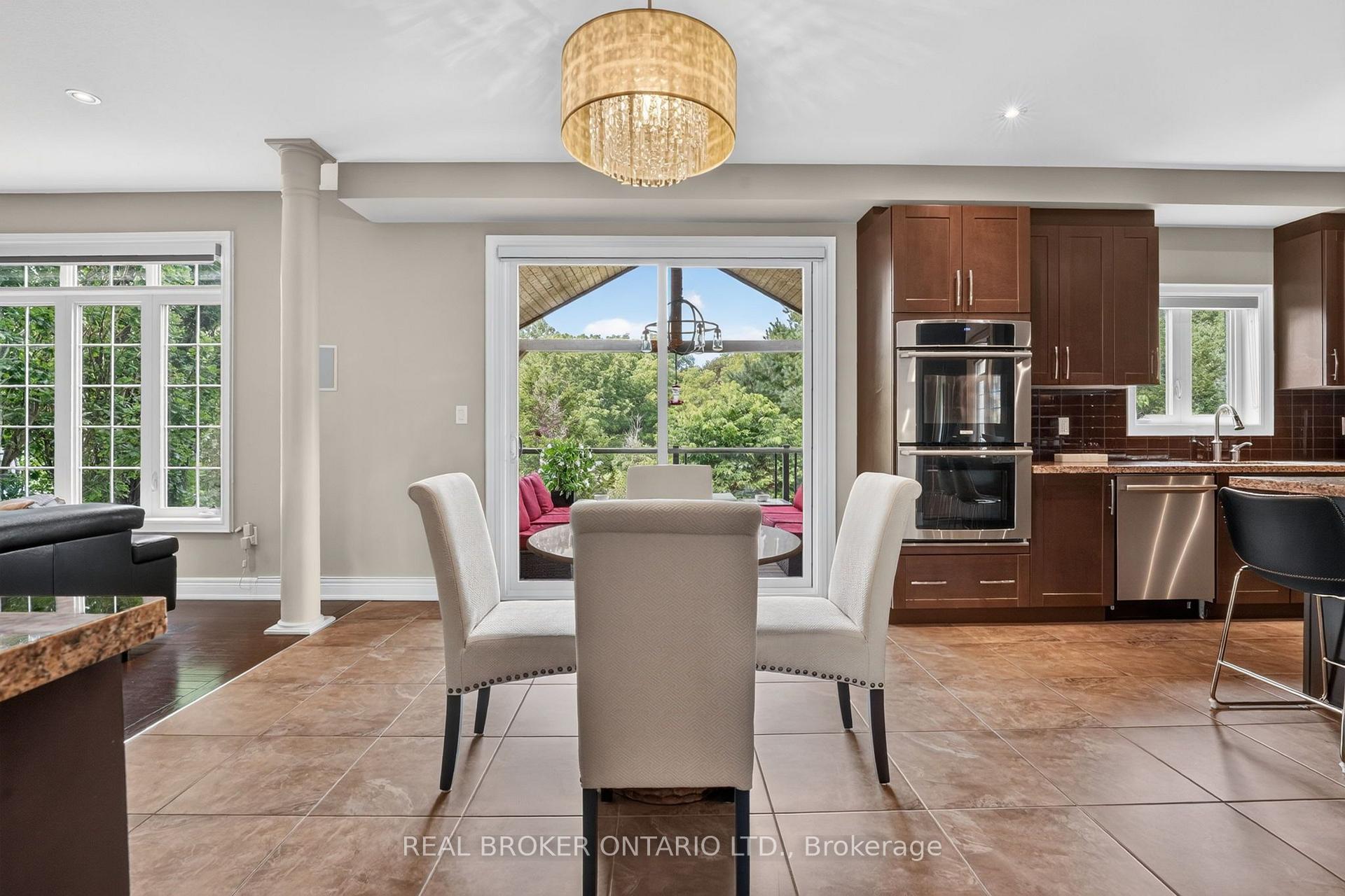 Photo 15 of 483 Valridge Drive, Hamilton, Ancaster — HOMEH