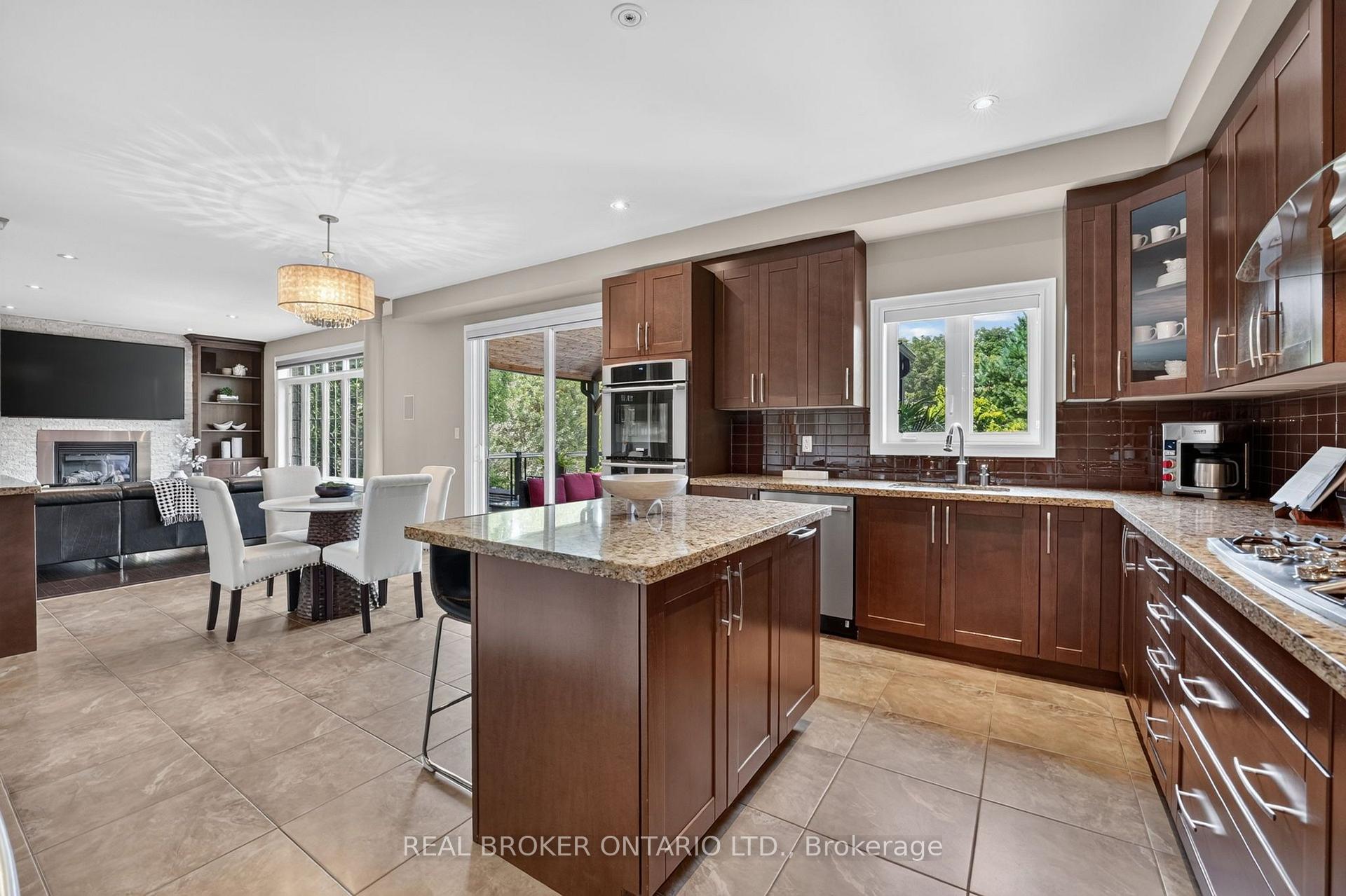 Photo 18 of 483 Valridge Drive, Hamilton, Ancaster — HOMEH