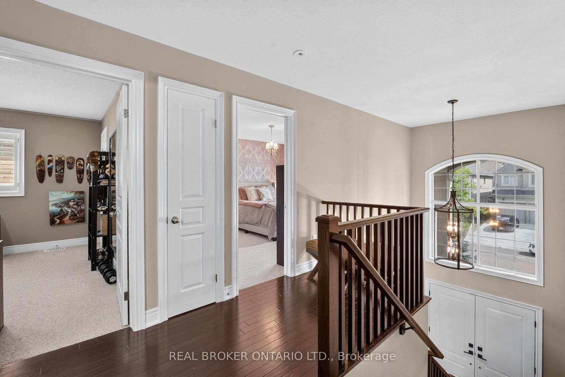 Photo 25 of 483 Valridge Drive, Hamilton, Ancaster — HOMEH