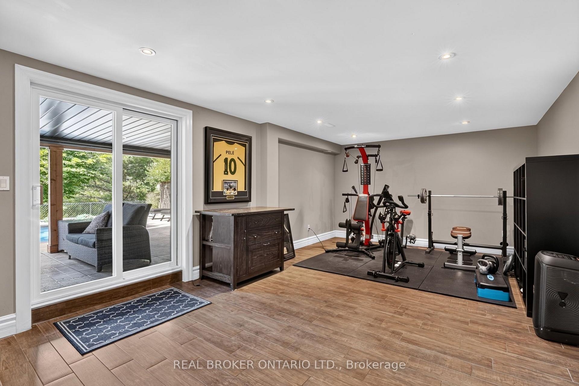 Photo 40 of 483 Valridge Drive, Hamilton, Ancaster — HOMEH