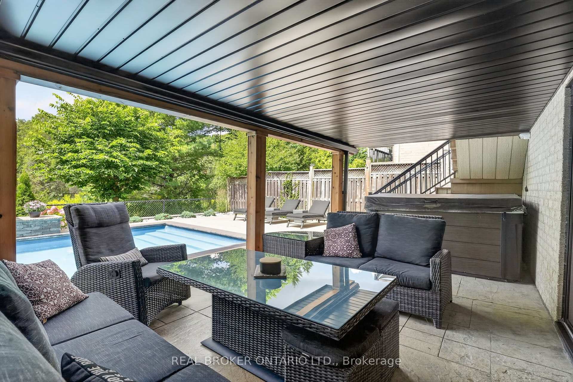 Photo 41 of 483 Valridge Drive, Hamilton, Ancaster — HOMEH