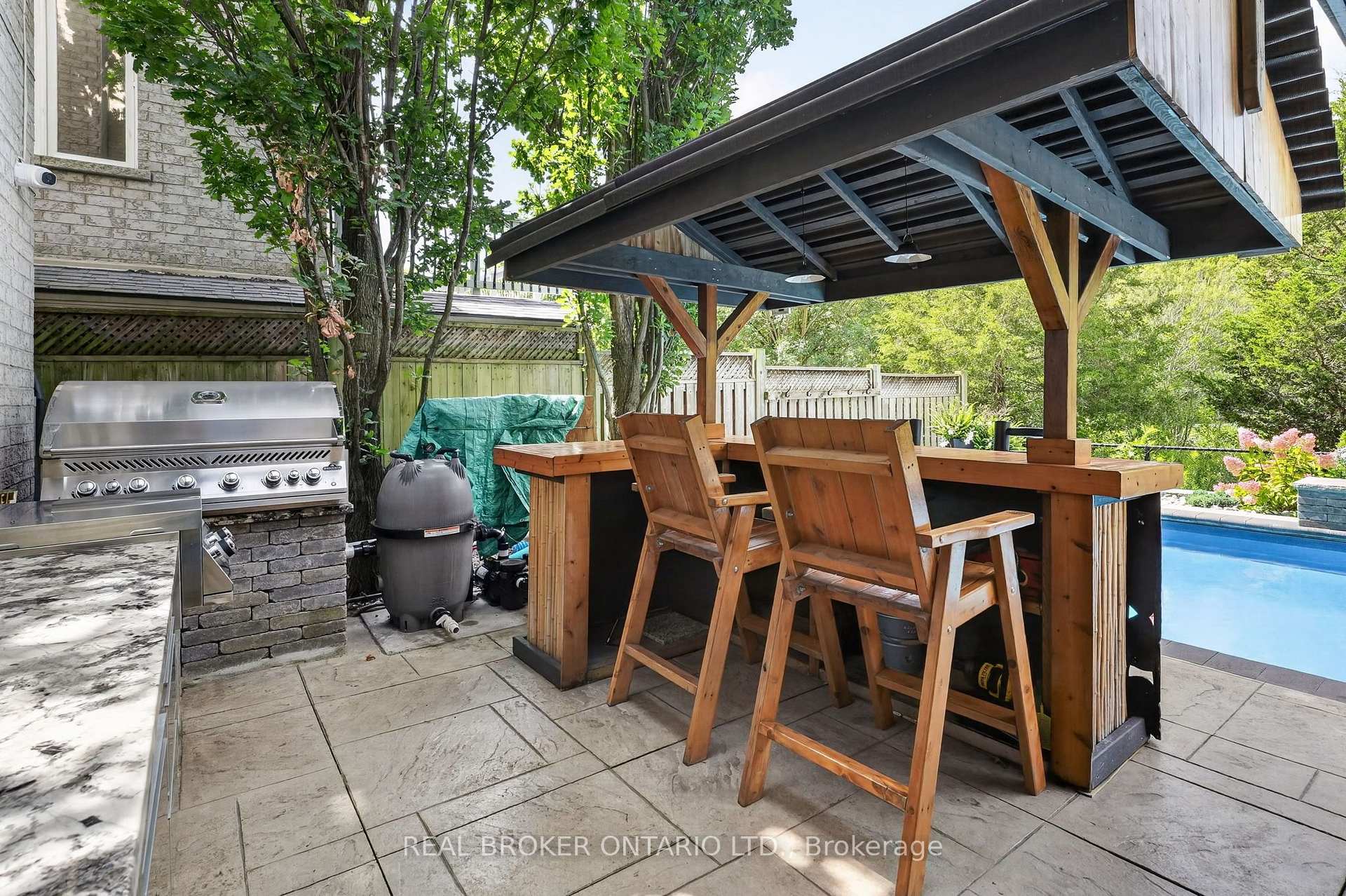 Photo 42 of 483 Valridge Drive, Hamilton, Ancaster — HOMEH