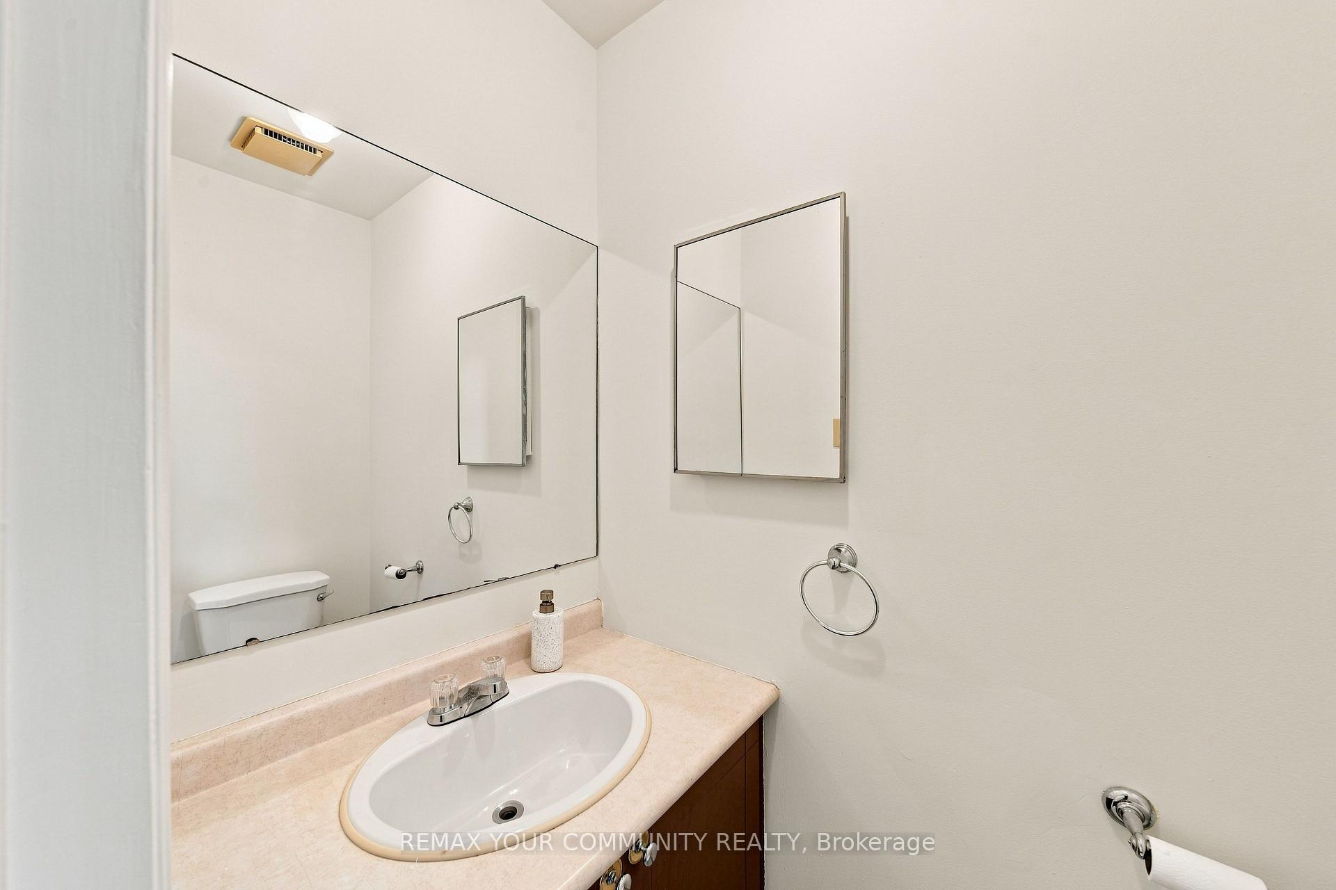 Photo 14 of 233 Little Avenue, Barrie, Allandale Heights — HOMEH