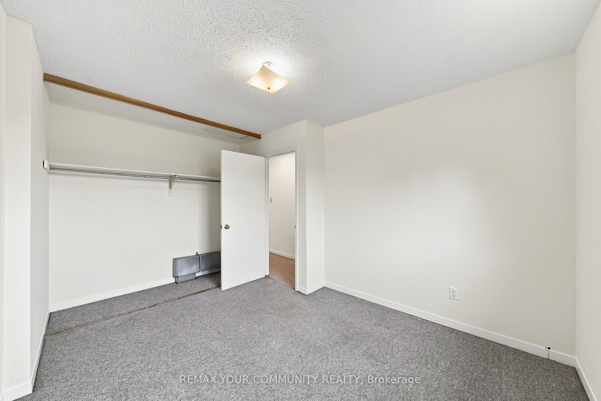 Photo 20 of 233 Little Avenue, Barrie, Allandale Heights — HOMEH
