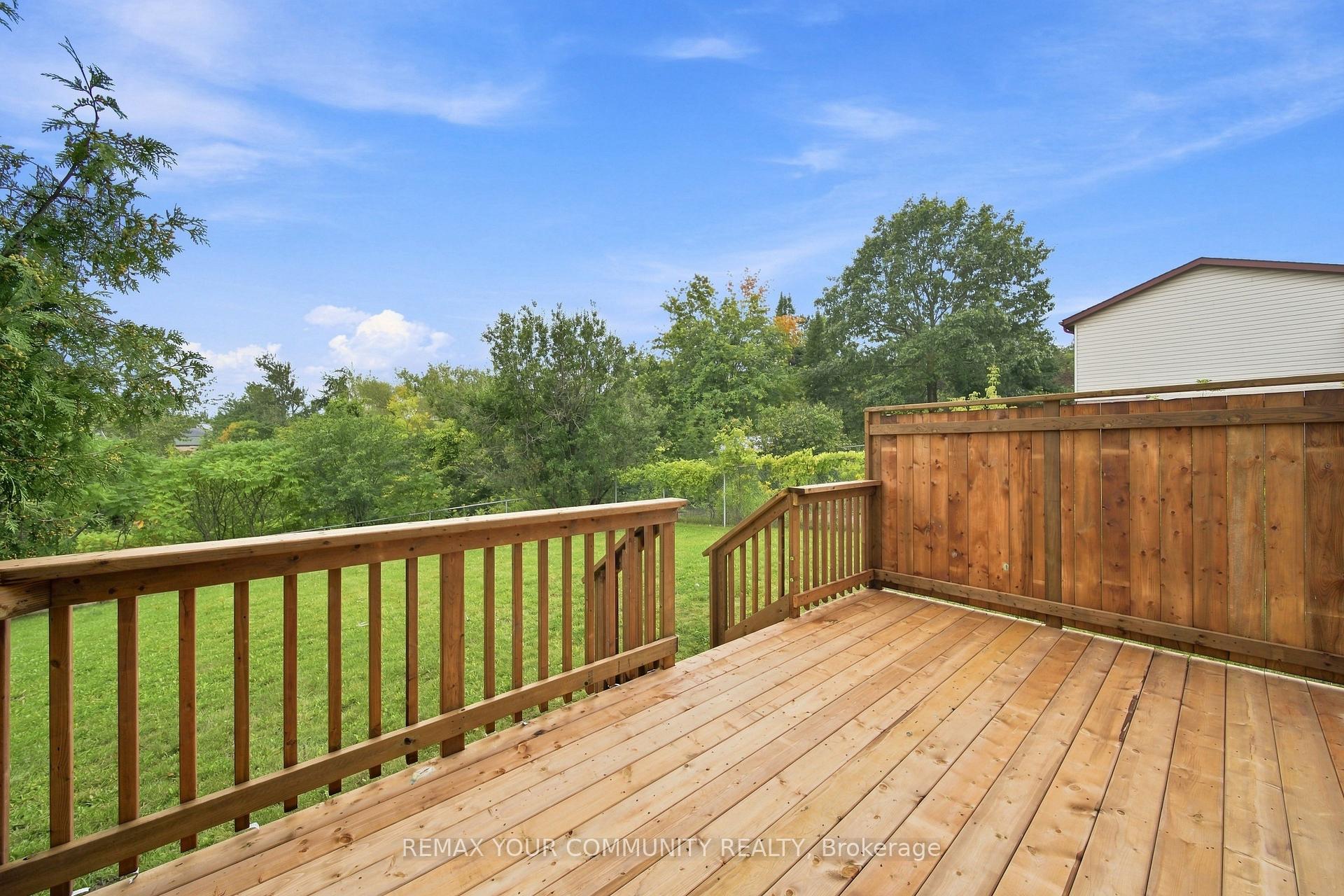 Photo 24 of 233 Little Avenue, Barrie, Allandale Heights — HOMEH