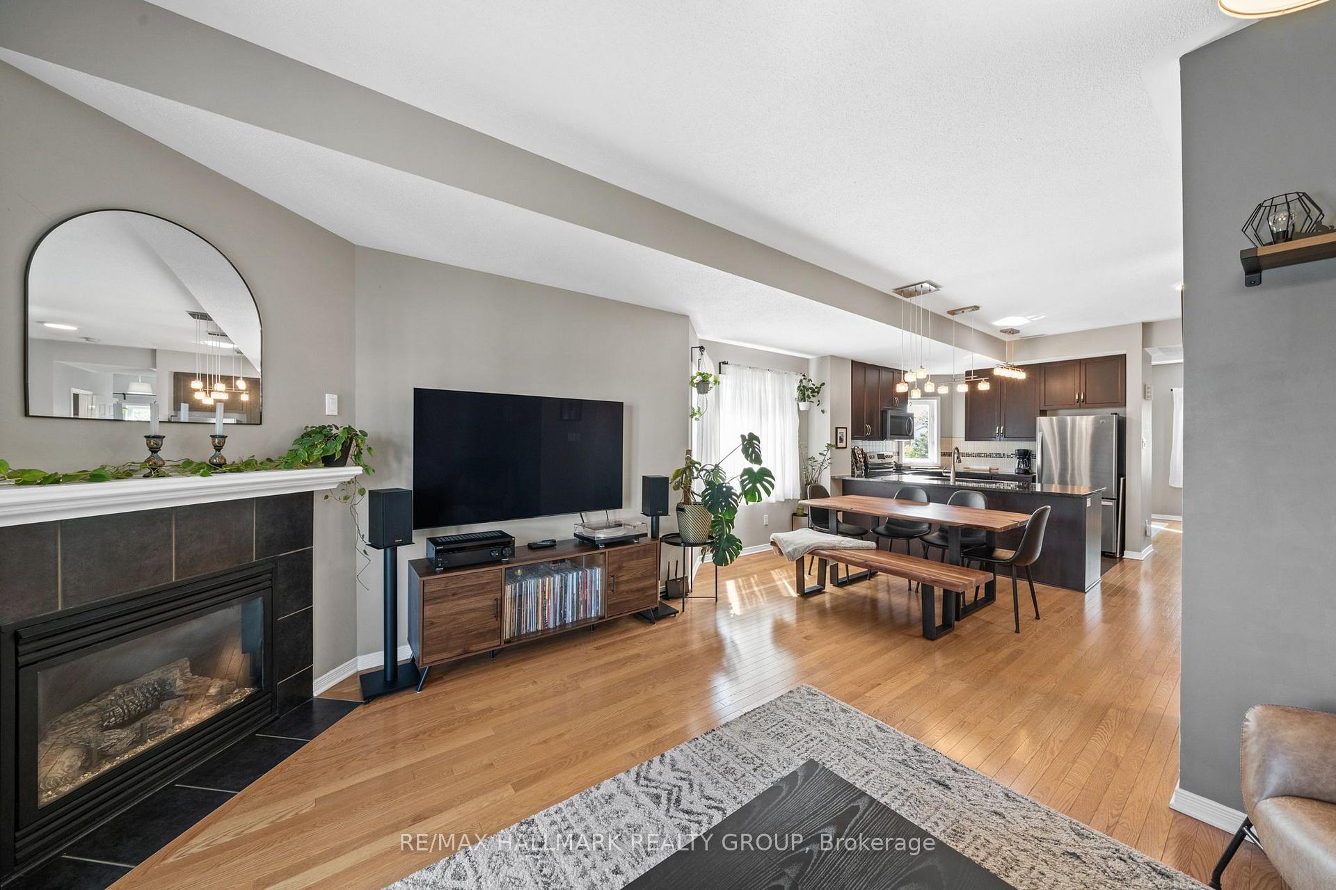 Photo 5 of Unit 343, 49 Jardin Private, Ottawa, Manor Park — HOMEH
