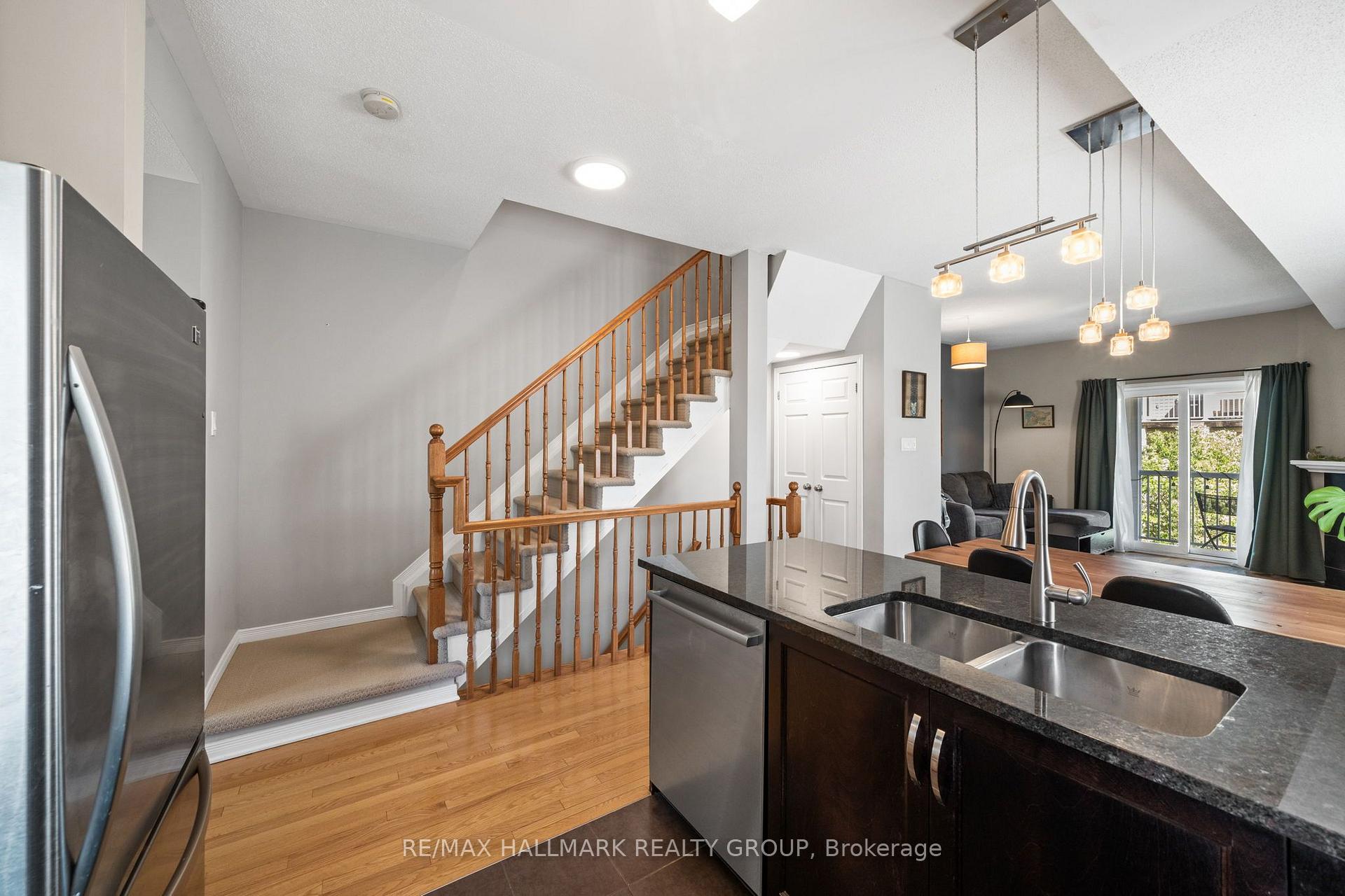 Photo 10 of Unit 343, 49 Jardin Private, Ottawa, Manor Park — HOMEH
