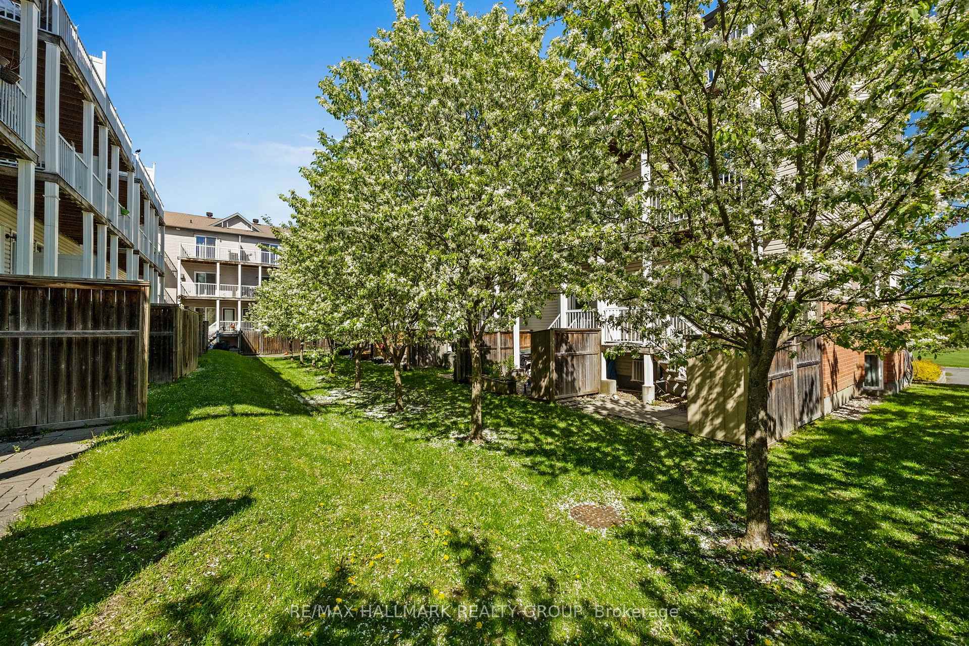 Photo 31 of Unit 343, 49 Jardin Private, Ottawa, Manor Park — HOMEH