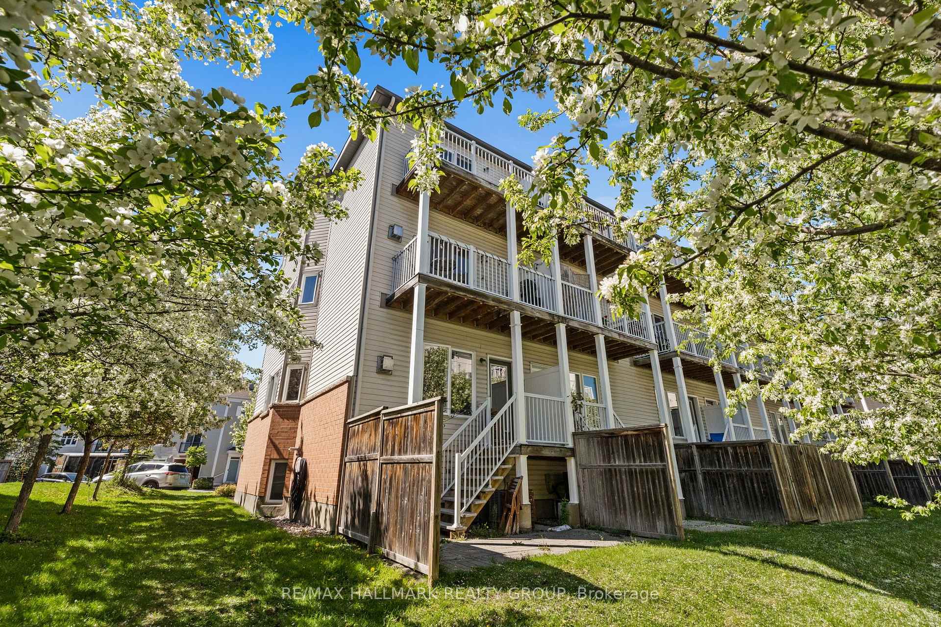 Photo 32 of Unit 343, 49 Jardin Private, Ottawa, Manor Park — HOMEH