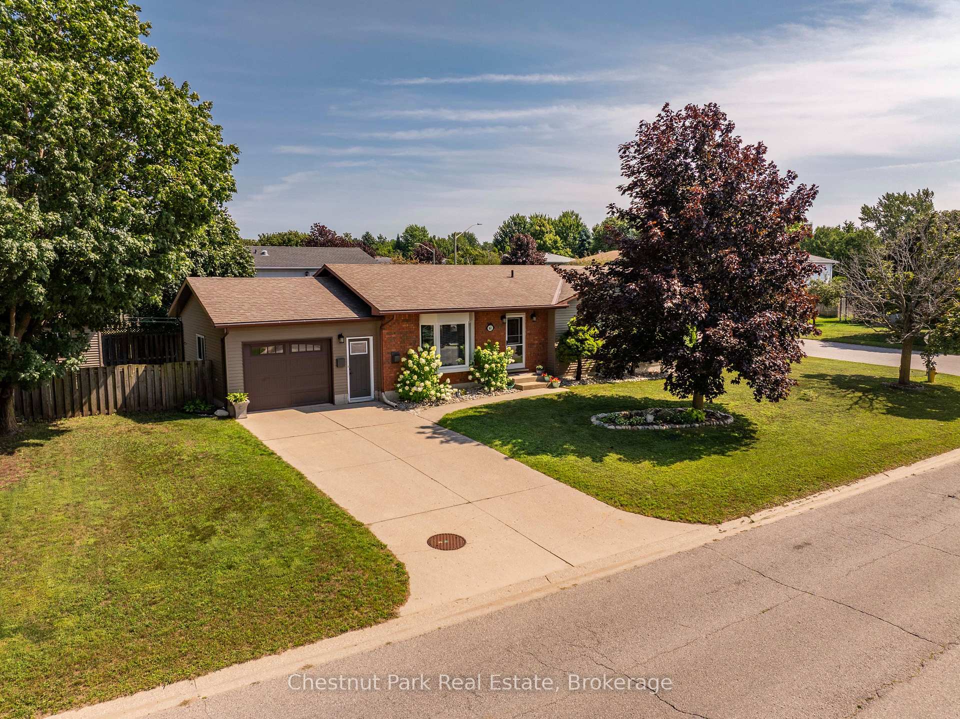 Photo of 861 Arlington Street