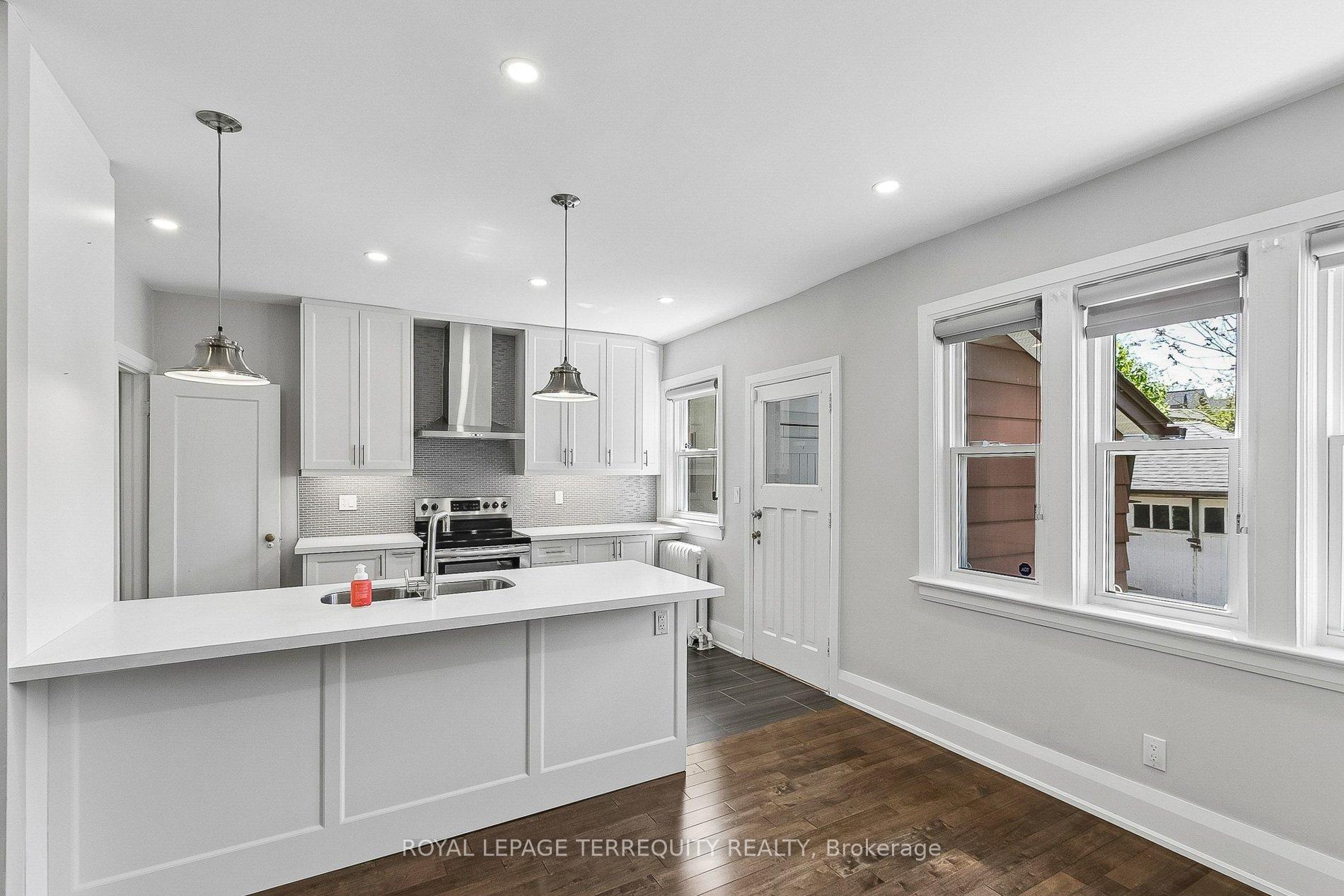 Photo 17 of 407 Annette Street, Toronto, Runnymede-Bloor West Village — HOMEH