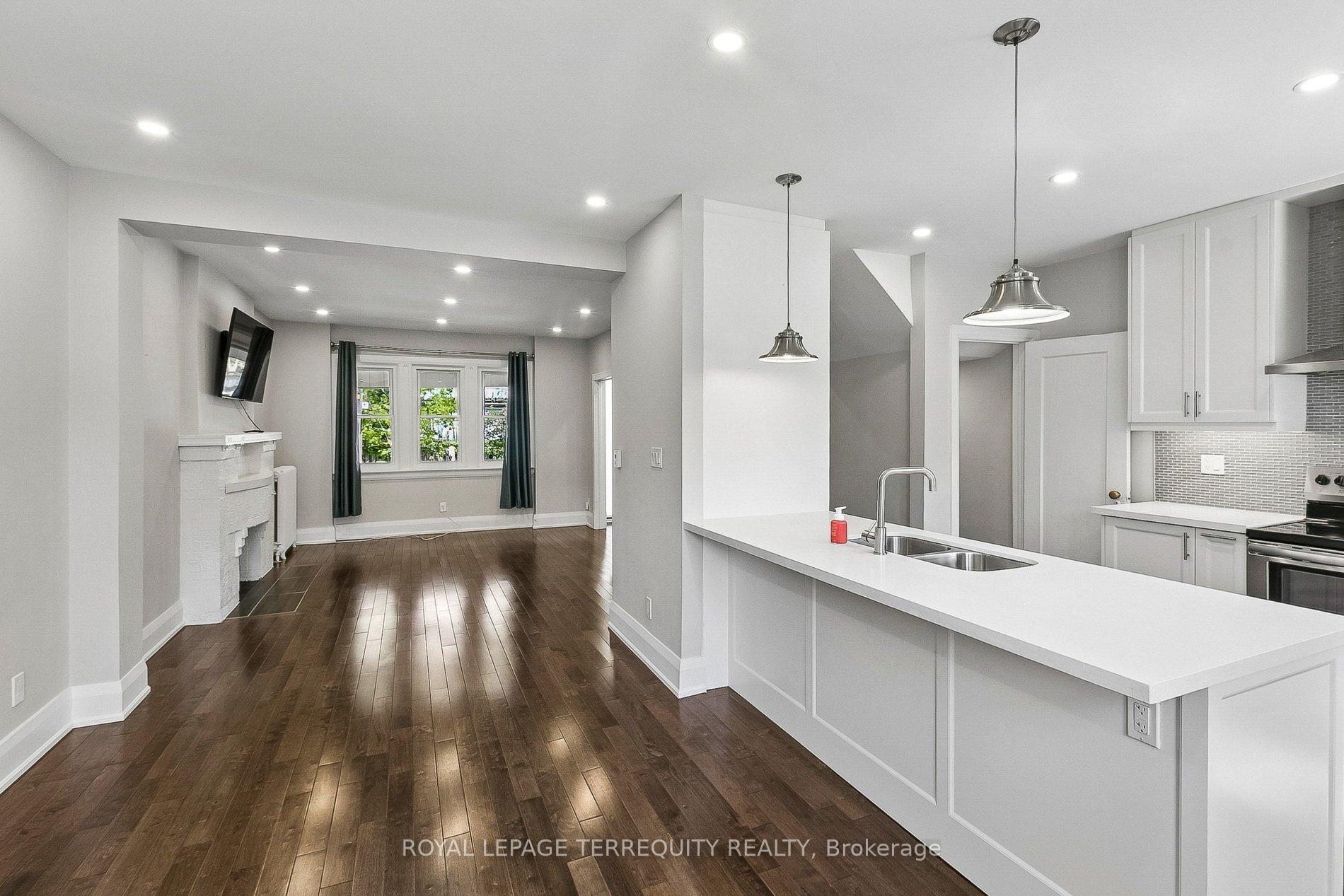 Photo 19 of 407 Annette Street, Toronto, Runnymede-Bloor West Village — HOMEH