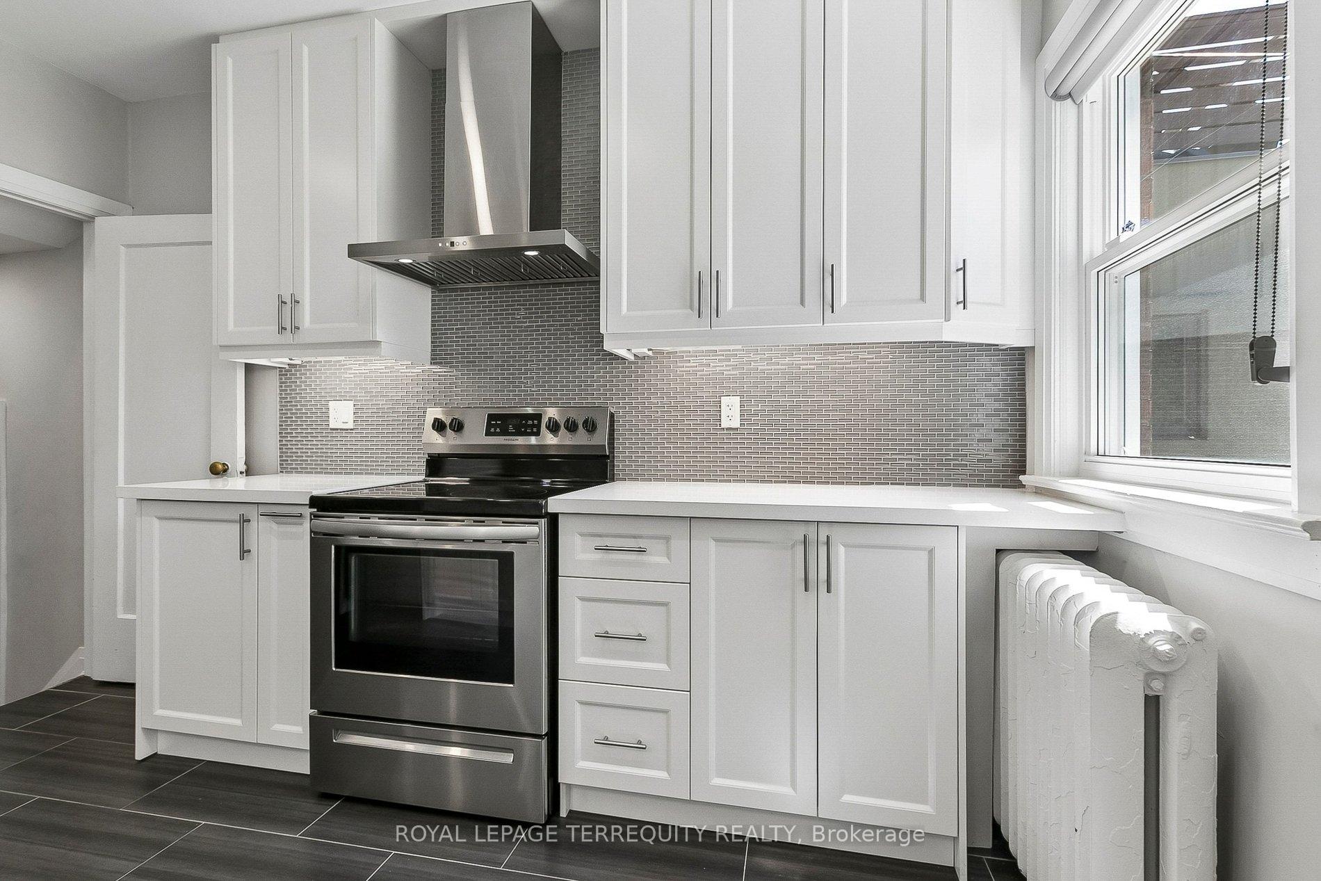 Photo 25 of 407 Annette Street, Toronto, Runnymede-Bloor West Village — HOMEH