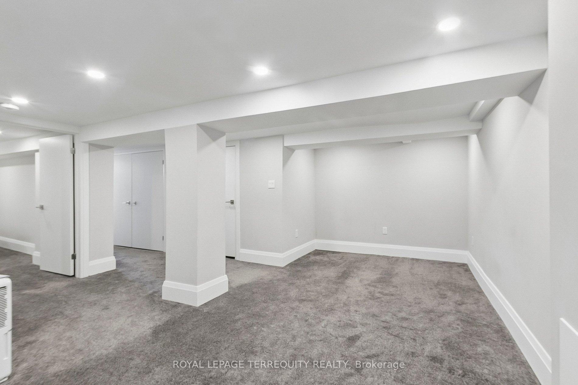 Photo 40 of 407 Annette Street, Toronto, Runnymede-Bloor West Village — HOMEH