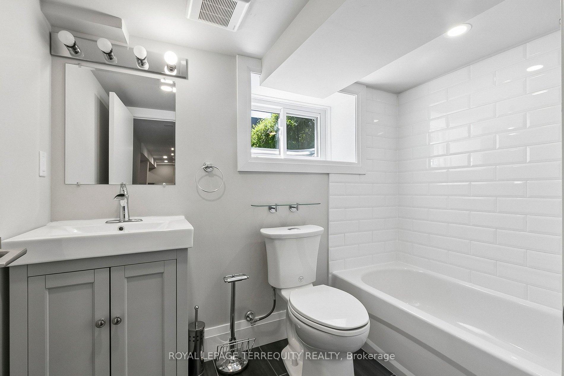 Photo 41 of 407 Annette Street, Toronto, Runnymede-Bloor West Village — HOMEH
