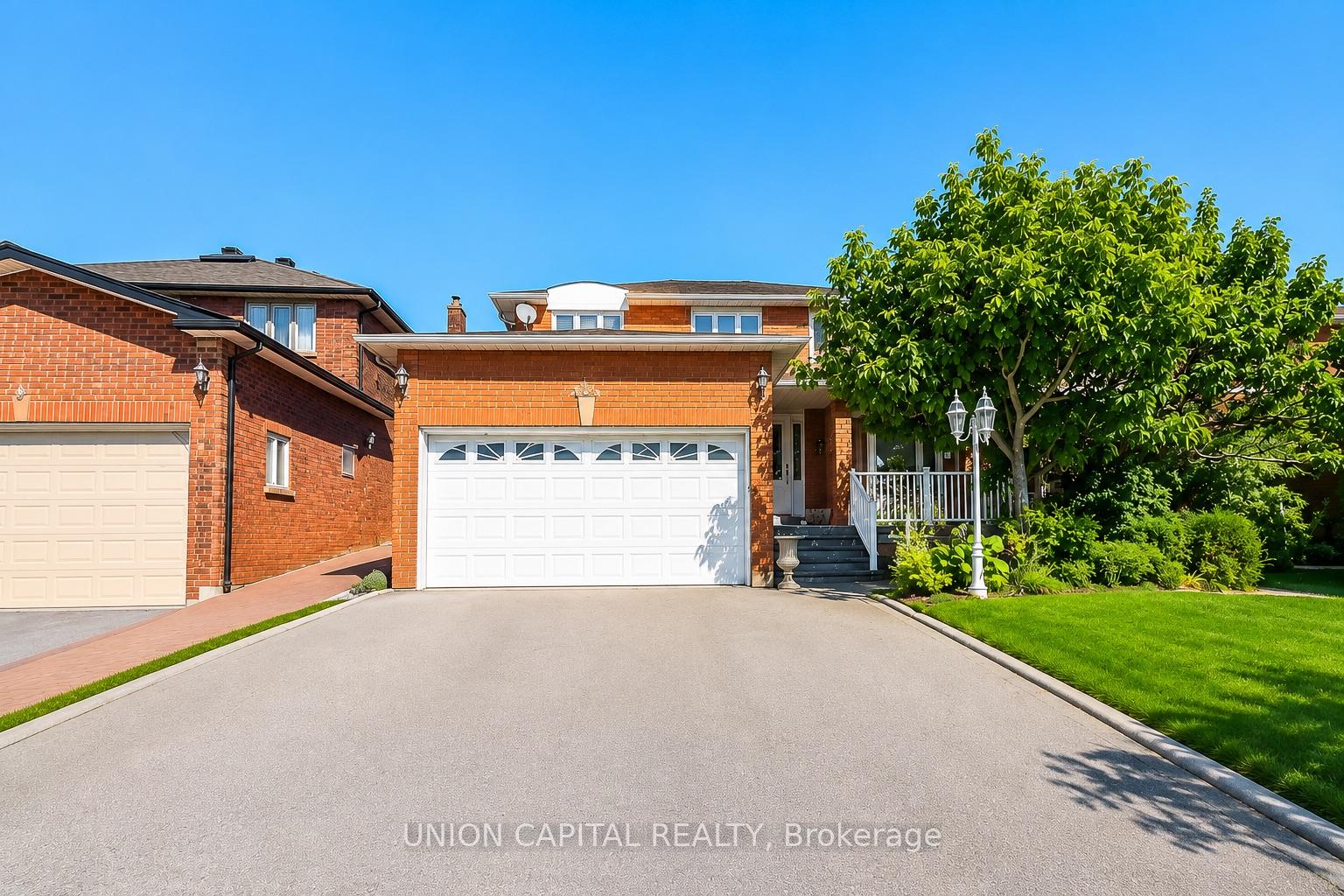 Front of Unit Bsmt, 300 Belview Avenue
