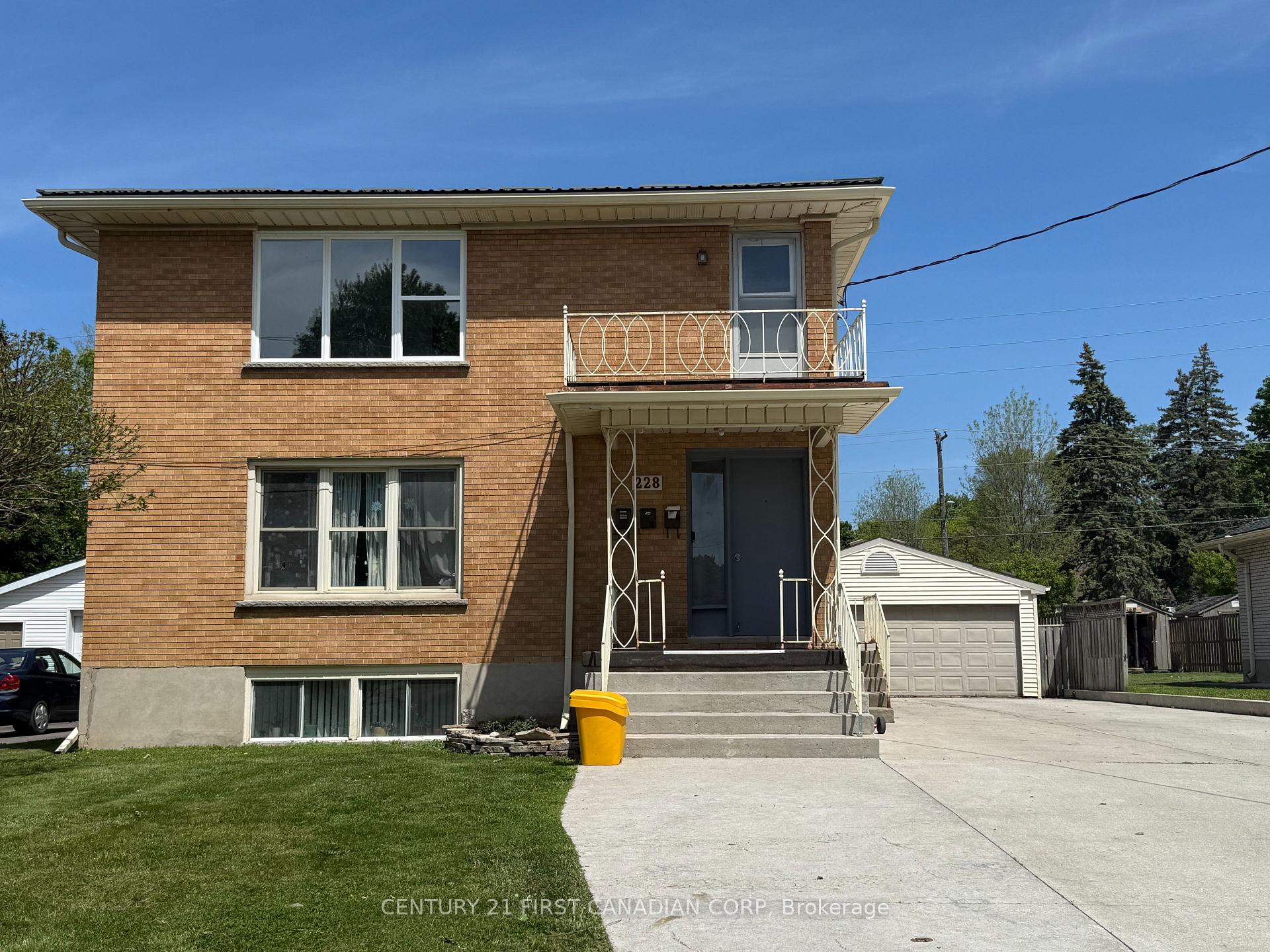 Photo 1 of Unit 3, 228 Burnside Drive, London, East I — HOMEH